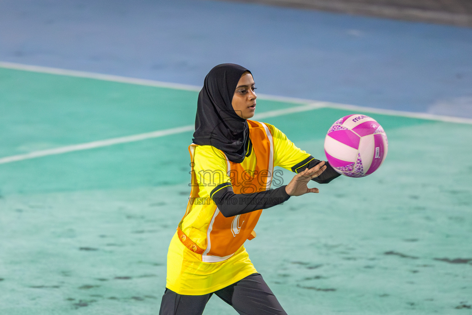 KYRC vs Youth United Sports Club in Division 1 of of National Netball Tournament 2025 held in Ekuveni Netball Court at Male', Maldives on Thursday, 22nd May 2025. Photos: Mohamed Mahfooz Moosa / images.mv