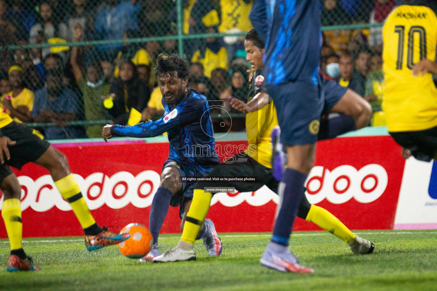 Team MPL vs Team RRC in the Quarter Finals of Club Maldives 2021 held at Hulhumale'; on 13th December 2021 Photos: Nasam/ images.mv