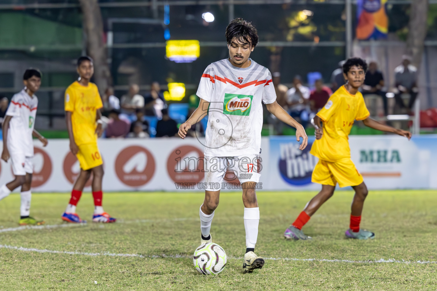 Day 10 of Dhivehi Youth League 2024 was held at Henveiru Stadium, Male', Maldives on Sunday, 15th December 2024.
Photos: Ismail Thoriq / Images.mv