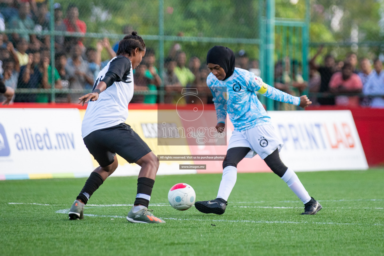 MPL vs DSC in Eighteen Thirty Women's Futsal Fiesta 2022 was held in Hulhumale', Maldives on Monday, 17th October 2022. Photos: Hassan Simah, Mohamed Mahfooz Moosa / images.mv