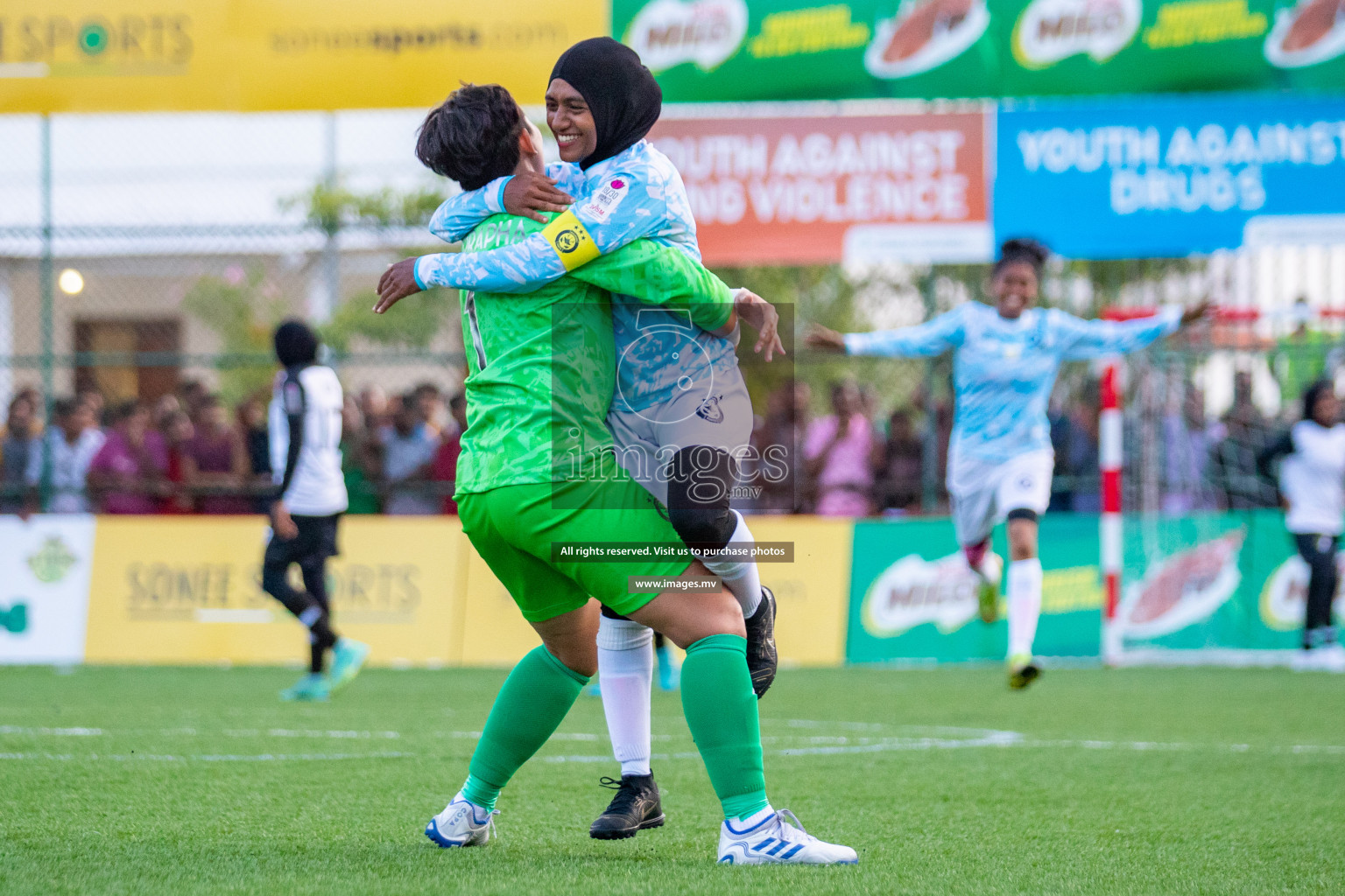 MPL vs DSC in Eighteen Thirty Women's Futsal Fiesta 2022 was held in Hulhumale', Maldives on Monday, 17th October 2022. Photos: Hassan Simah, Mohamed Mahfooz Moosa / images.mv