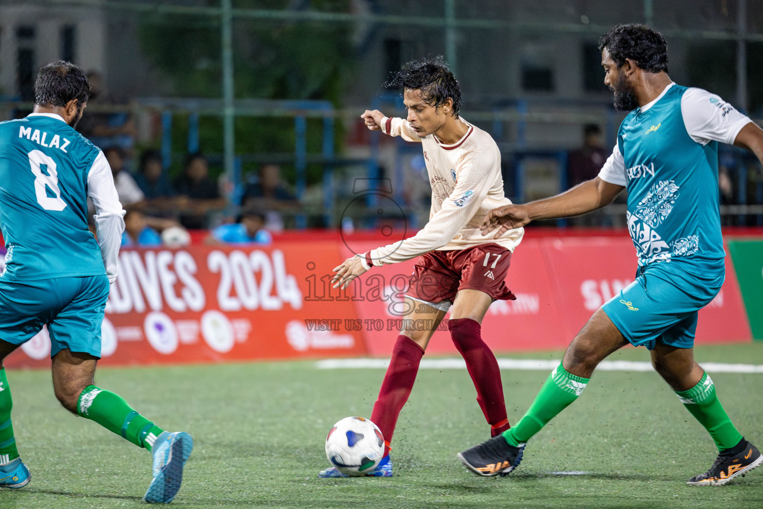 CLUB 220 vs HES CLUB Maldives Classic 2024 held in Rehendi Futsal Ground, Hulhumale', Maldives on Thursday, 12th September 2024. 
Photos: Hassan Simah / images.mv