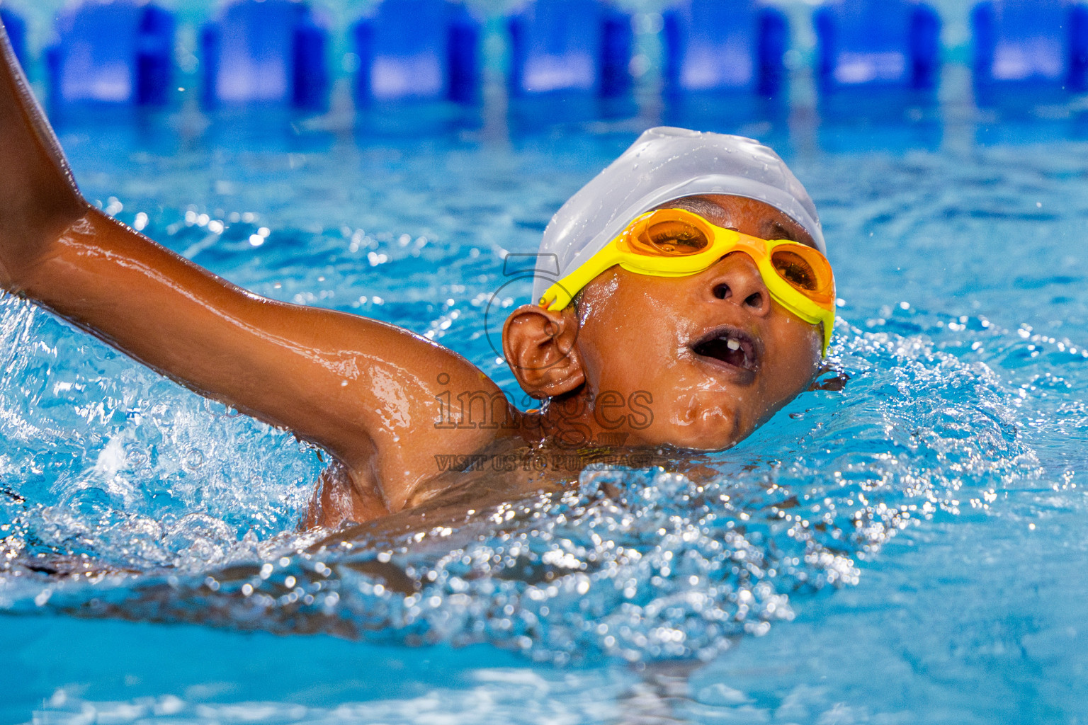 Day 1 of BML 5th National Swimming Kids Festival 2024 held in Hulhumale', Maldives on Monday, 18th November 2024. Photos: Nausham Waheed / images.mv