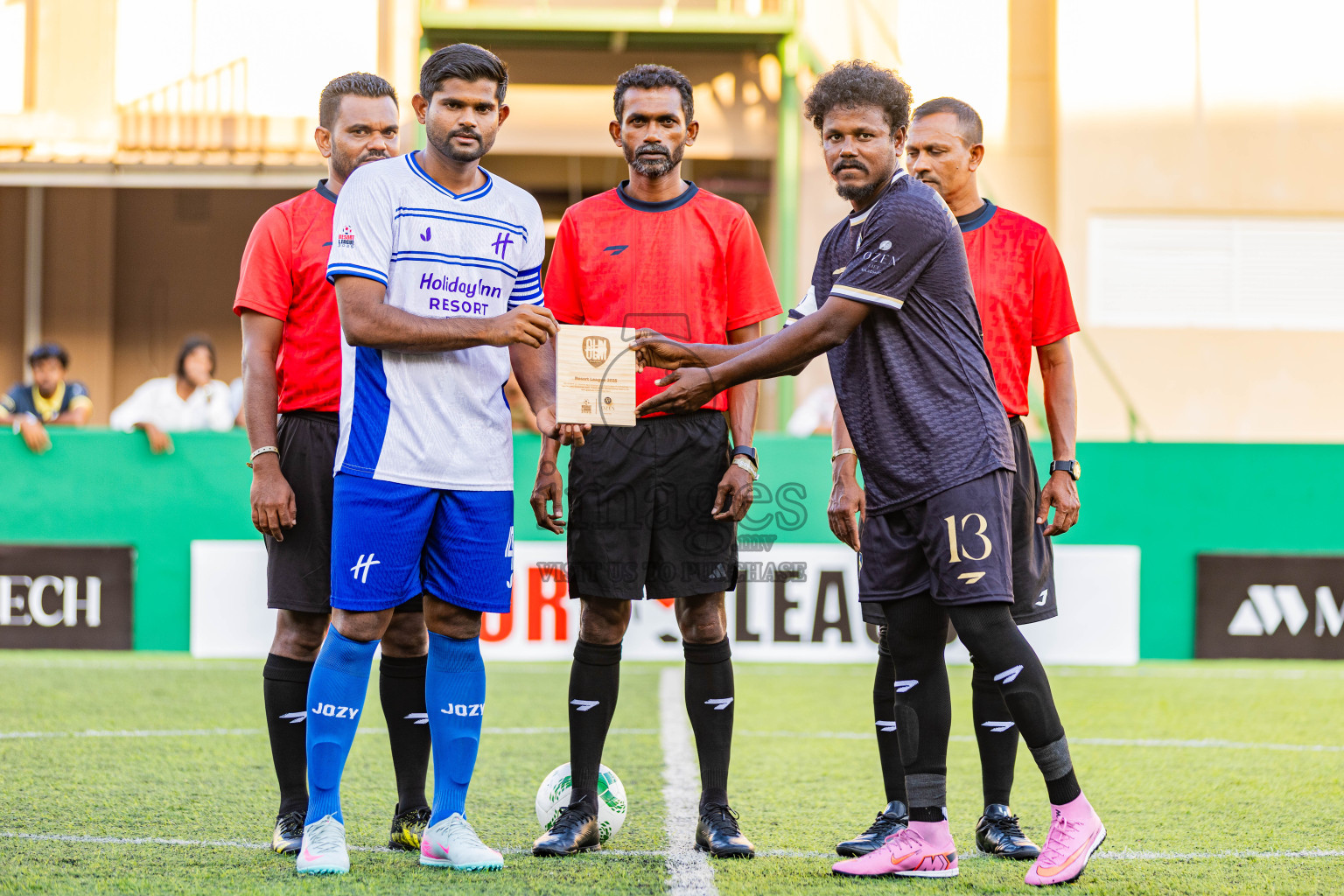 Ozen Maadhoo vs Kandooma in Resort League 2025 (South Male Zone) day 2 was held on Monday, 29th September 2025 in Crossroads's Maldives, Photos: Areef Adam / images.mv