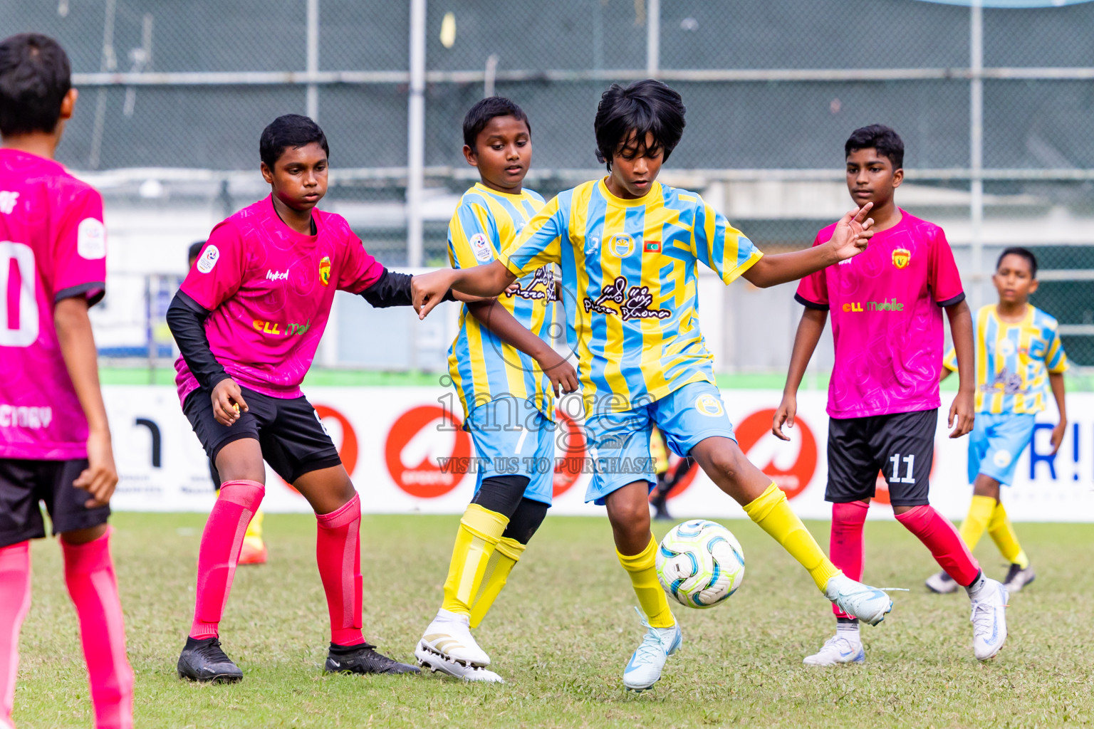 Under 12 United Victory vs Valancia on day 3 of Dhivehi Youth League 2024 held at Henveiru Stadium on Saturday, 23rd November 2024. Photos: Nausham Waheed/ Images.mv