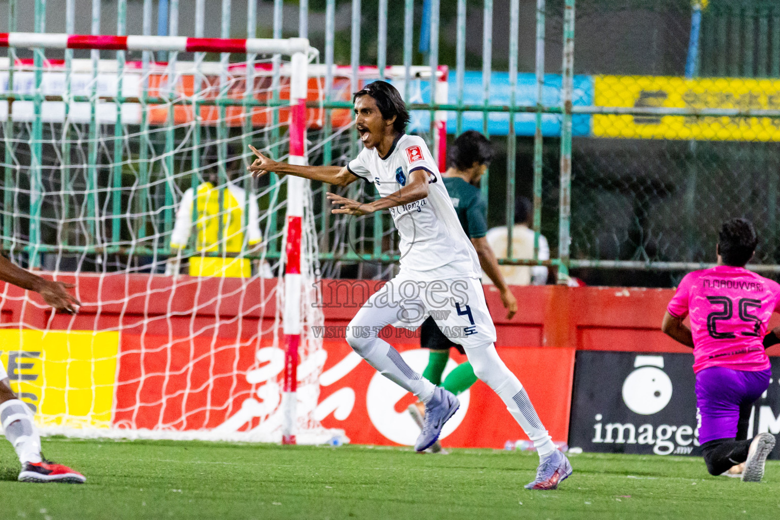 M Maduvvari VS M Veyvah in Day 25 of Golden Futsal Challenge 2024 was held on Thursday , 8th February 2024 in Hulhumale', Maldives Photos: Nausham Waheed / images.mv