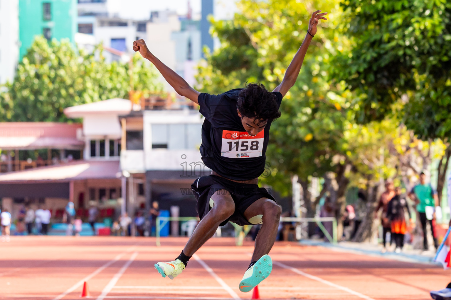 Day 3 of Inter-school Athletics Championship 2025 held in Ekuveni Synthetic Track, Male', Maldives on Wednesday, 08th October 2025. Photos by: Nausham Waheed / Images.mv