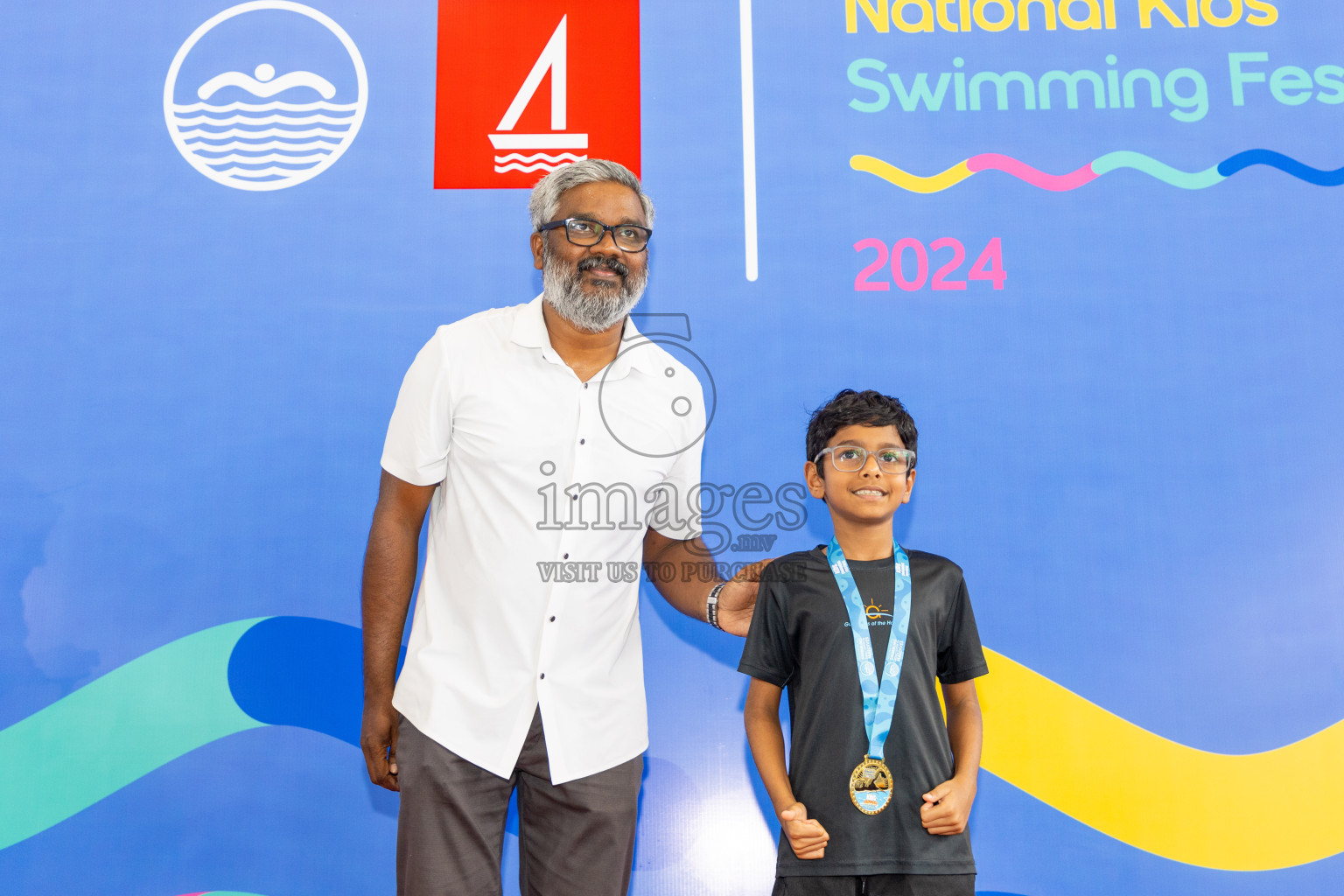 Closing of BML 5th National Swimming Kids Festival 2024 held in Hulhumale', Maldives on Saturday, 23rd November 2024.
Photos: Ismail Thoriq / images.mv