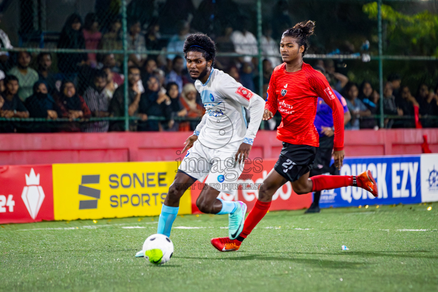 Sh. Feydhoo VS Sh. Kanditheemu on Day 30 of Golden Futsal Challenge 2024, held on Tuesday , 14th February 2024 in Hulhumale', Maldives 
Photos: Hassan Simah / images.mv