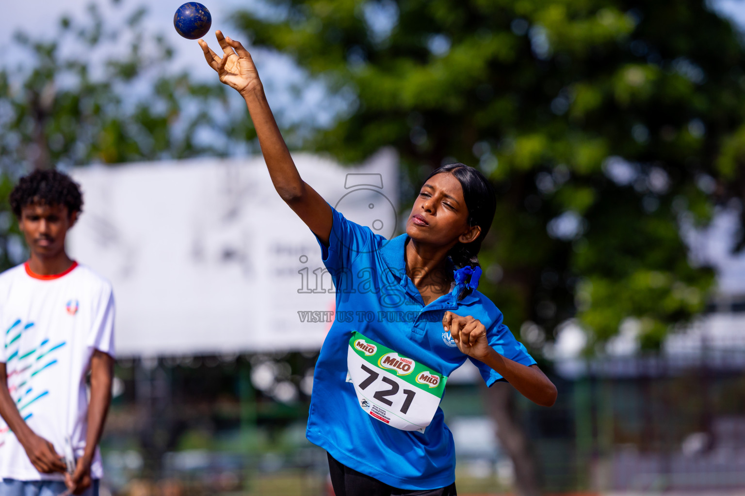 Day 3 of Inter-school Athletics Championship 2025 held in Ekuveni Synthetic Track, Male', Maldives on Wednesday, 08th October 2025. Photos by: Nausham Waheed / Images.mv