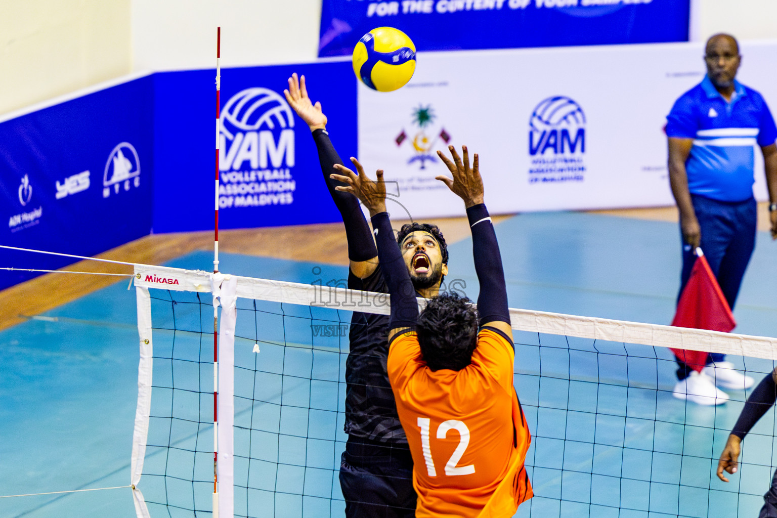 Sports Club City vs Dhivehi Sifainge Club in Semi Final of MILO VAM Cup 2024 Men's Division was held in Social Center Indoor Hall on Friday, 1st September 2024. Photos: Nausham Waheed / images.mv