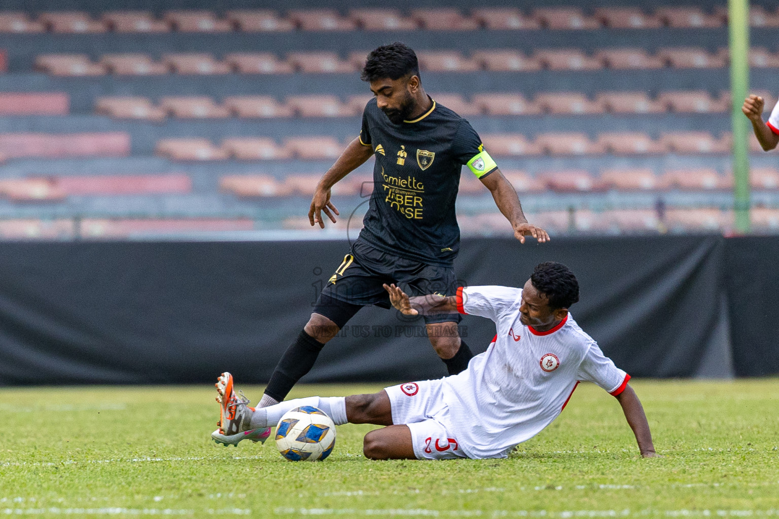 Club Eagles vs Buru Sports Club in Dhivehi Premier League 2025/26 held in National Football Stadium, Male', Maldives on Wednesday, 24th September 2025. Photos: Mohamed Mahfooz Moosa / Images.mv