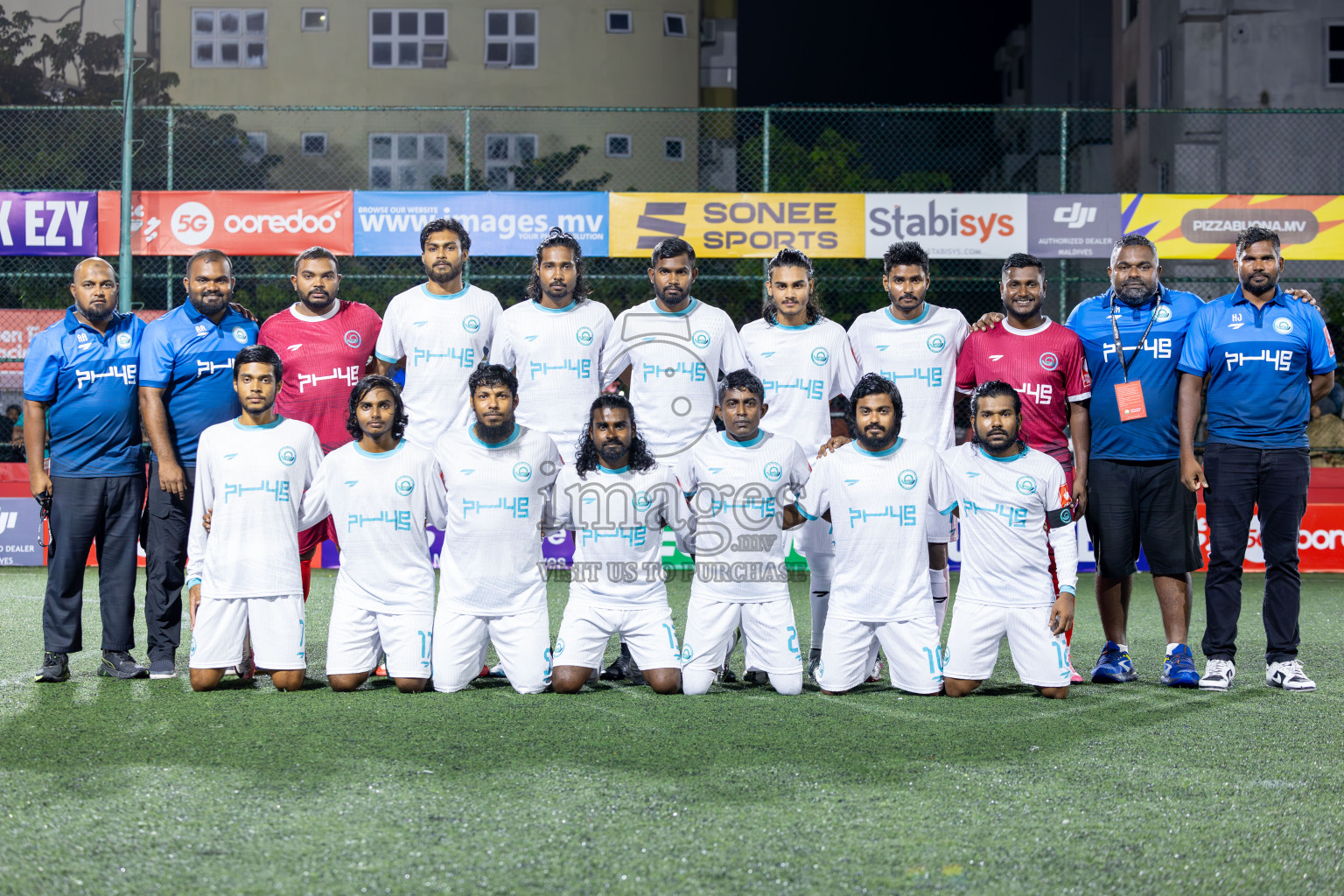 K Thulusdhoo vs K Gulhi in Day 10 of Golden Futsal Challenge 2025 was held on Tuesday, 14th January 2025, in Hulhumale', Maldives Photos: Ismail Thoriq / images.mv
