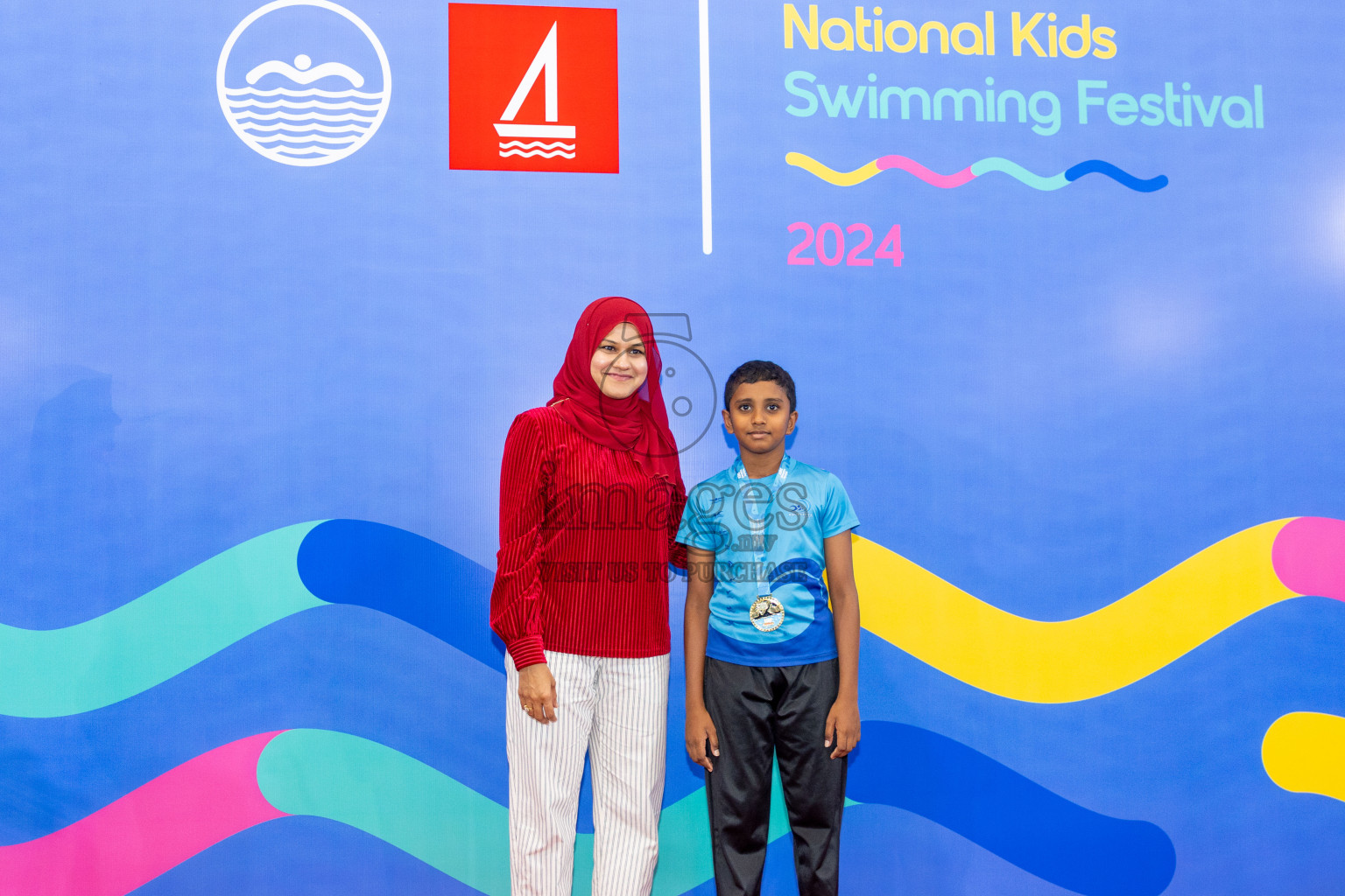 Closing of BML 5th National Swimming Kids Festival 2024 held in Hulhumale', Maldives on Saturday, 23rd November 2024.
Photos: Ismail Thoriq / images.mv