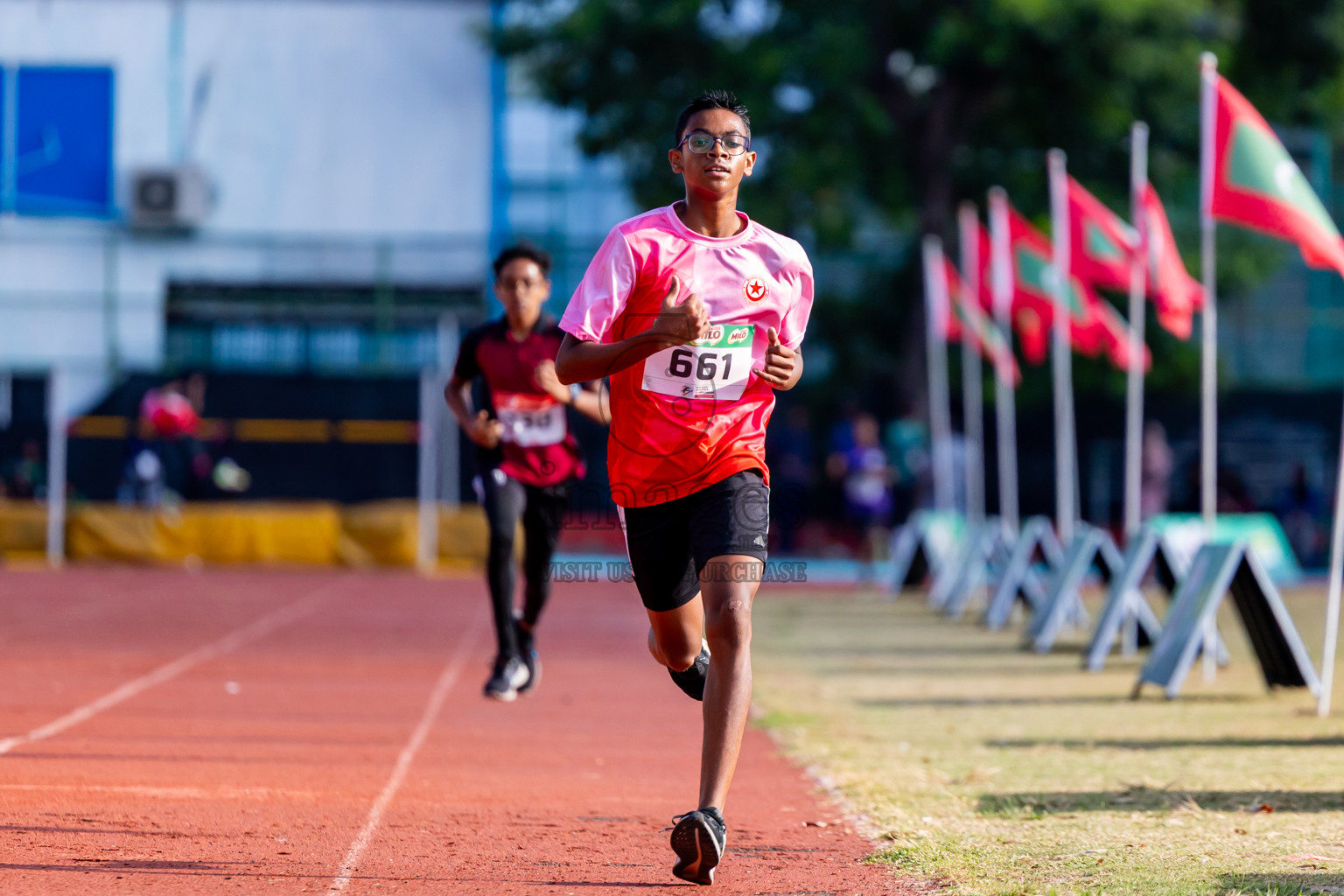 Day 2 of Inter-school Athletics Championship 2025 held in Ekuveni Synthetic Track, Male', Maldives on Tuesday, 07th October 2025. Photos by: Nausham Waheed / Images.mv