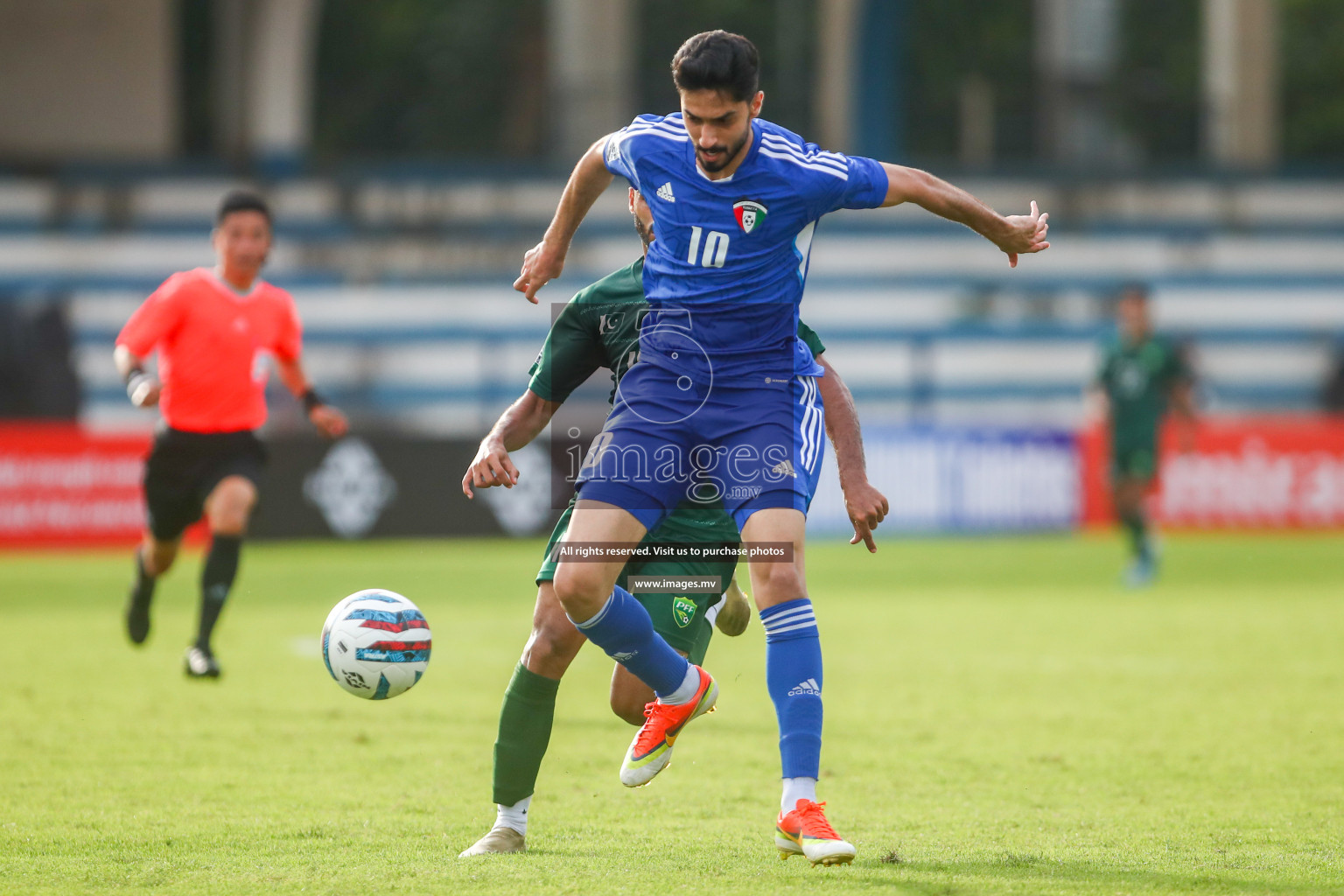 Pakistan vs Kuwait in SAFF Championship 2023 held in Sree Kanteerava Stadium, Bengaluru, India, on Saturday, 24th June 2023. Photos: Nausham Waheed, Hassan Simah / images.mv