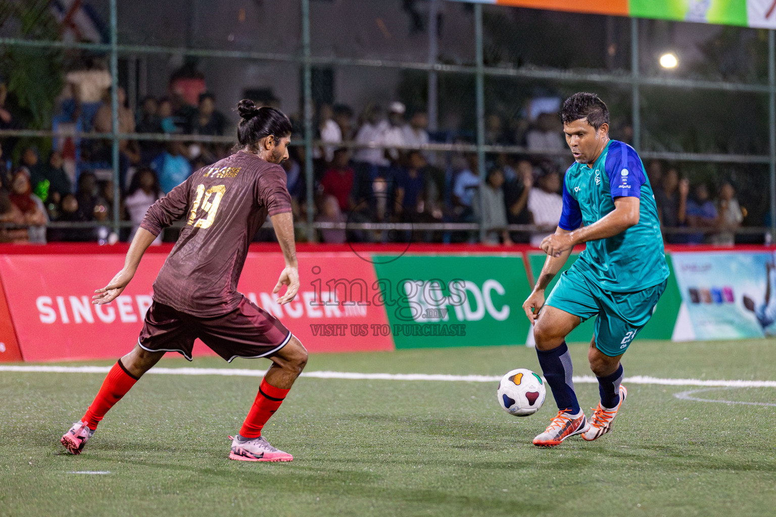 MMA SC vs POSC in the Quarter Finals of Club Maldives Classic 2024 held in Rehendi Futsal Ground, Hulhumale', Maldives on Tuesday, 17th September 2024. 
Photos: Hassan Simah / images.mv