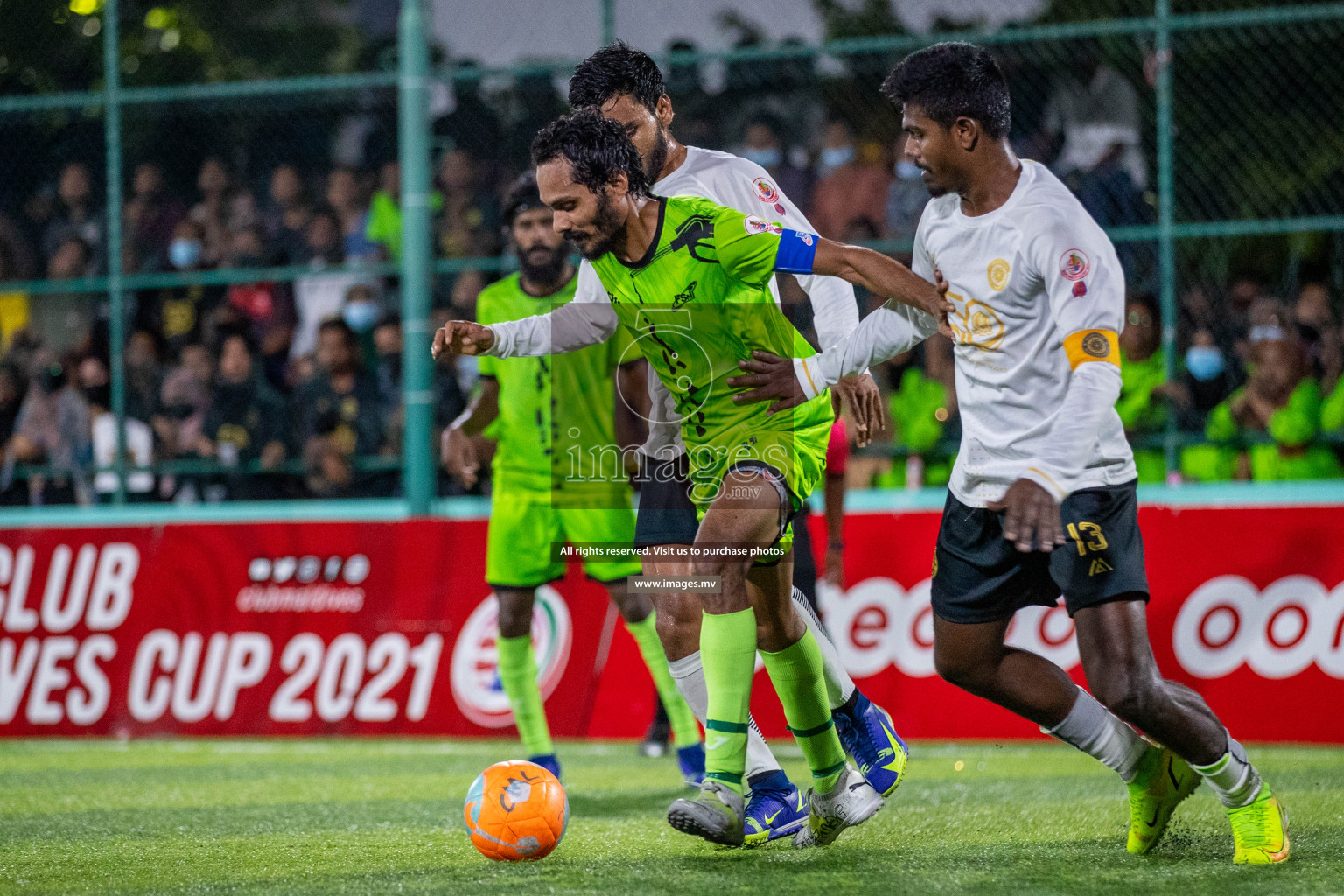 Team FSM Vs Prisons Club in the Semi Finals of Club Maldives 2021 held in Hulhumale, Maldives on 15 December 2021. Photos: Ismail Thoriq / images.mv