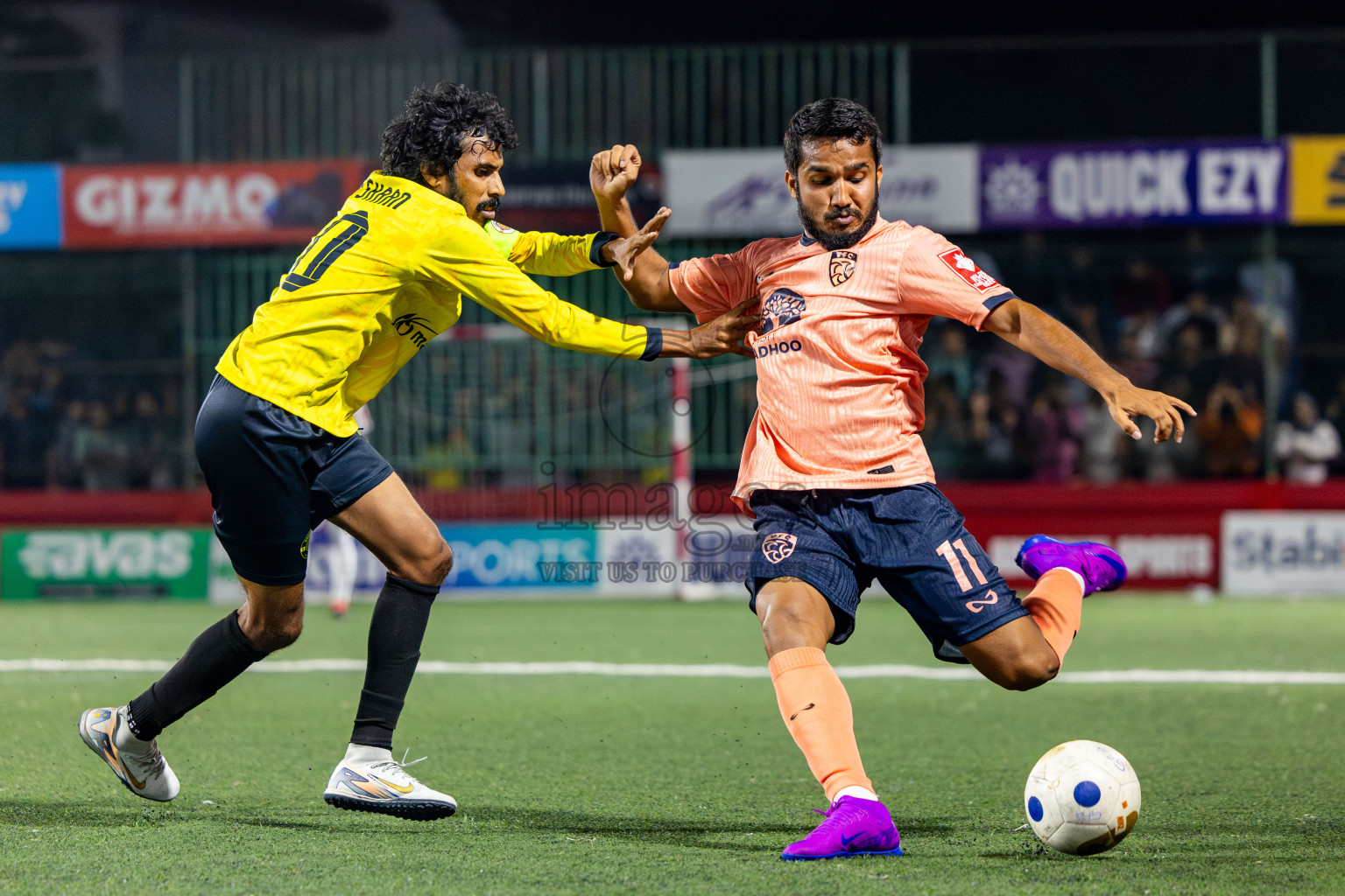 GDh Vaadhoo vs GDh Gadhdhoo in Gaafu Dhaal Atoll Final in Day 24 of Golden Futsal Challenge 2025 was held on Tuesday , 28th January 2025, in Hulhumale', Maldives. Photos: Nausham Waheed / images.mv