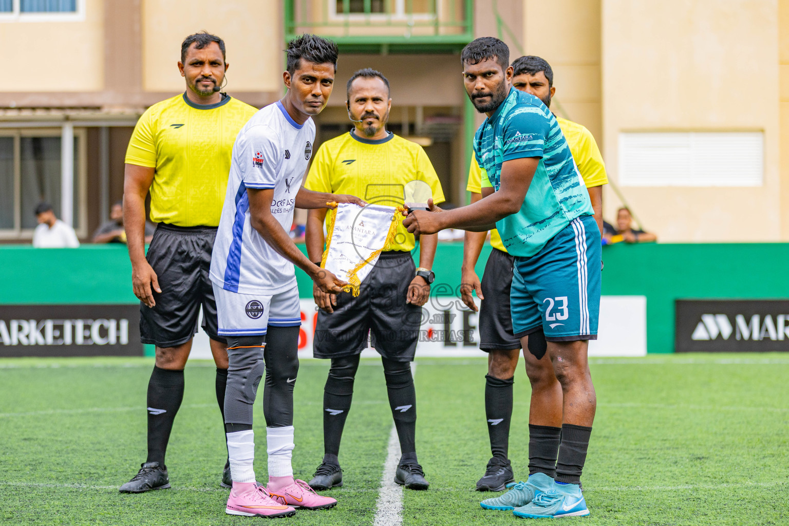 Waldord Astoria vs Anantara in Resort League 2025 (South Male Zone) day 12 was held on Monday, 13th October 2025 in Crossroads's Maldives, Photos: Areef Adam / images.mv