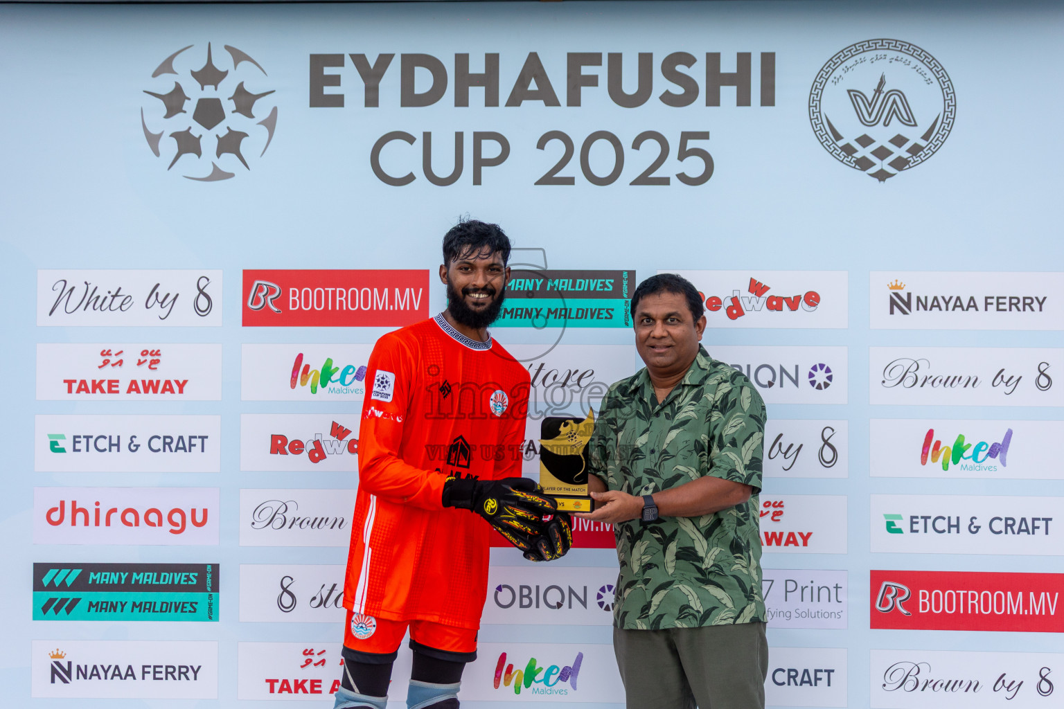 Vela Sports Club vs Irumathi FC in Day 1 of Eydhafushi Cup 2025 held in Eydhafushi Football Stadium at B. Eydhafushi, Maldives on Friday, 5th September 2025. Photos: Mohamed Mahfouz Moosa / images.mv