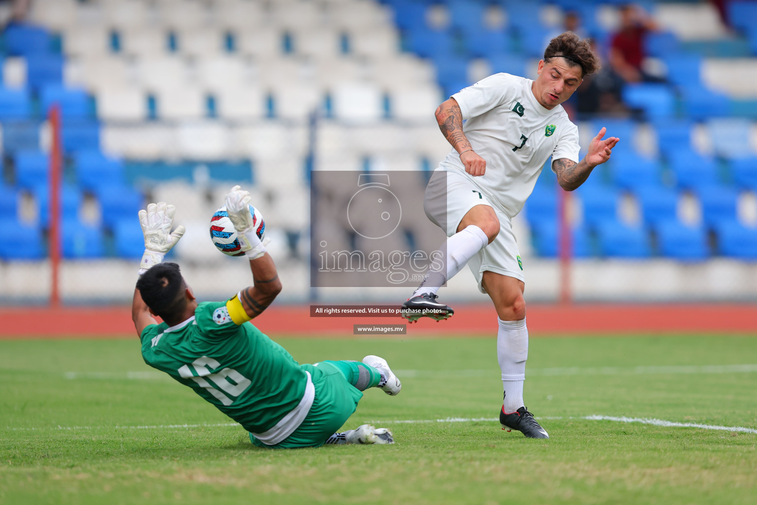 Nepal vs Pakistan in SAFF Championship 2023 held in Sree Kanteerava Stadium, Bengaluru, India, on Tuesday, 27th June 2023. Photos: Nausham Waheed, Hassan Simah / images.mv