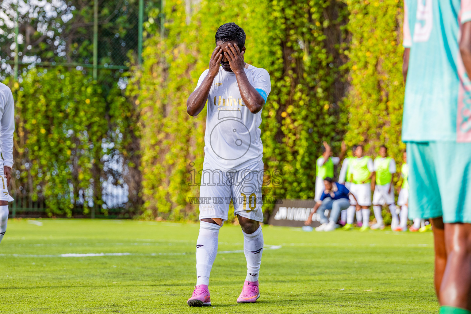 Conrad Maldives vs Joali Maldives in the Final of Resort Super League 2025 was held on Wednesday, 5th November 2025 in Jumeirah Olhaheli Island Maldives, Photos: Areef Adam / images.mv