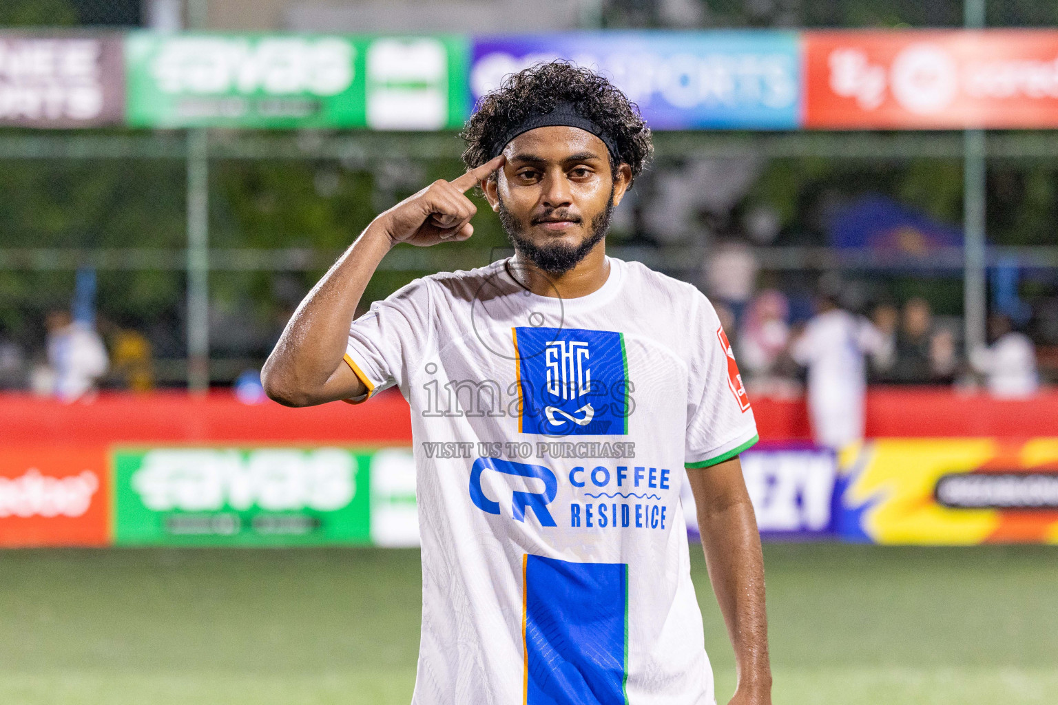 S Hithadhoo VS S MaradhooFeydhoo Atoll Round Semi-Final on Day 20 of Golden Futsal Challenge 2025 was held on Friday, 24 January 2025, in Hulhumale', Maldives. 
Photos: Hassan Simah / images.mv