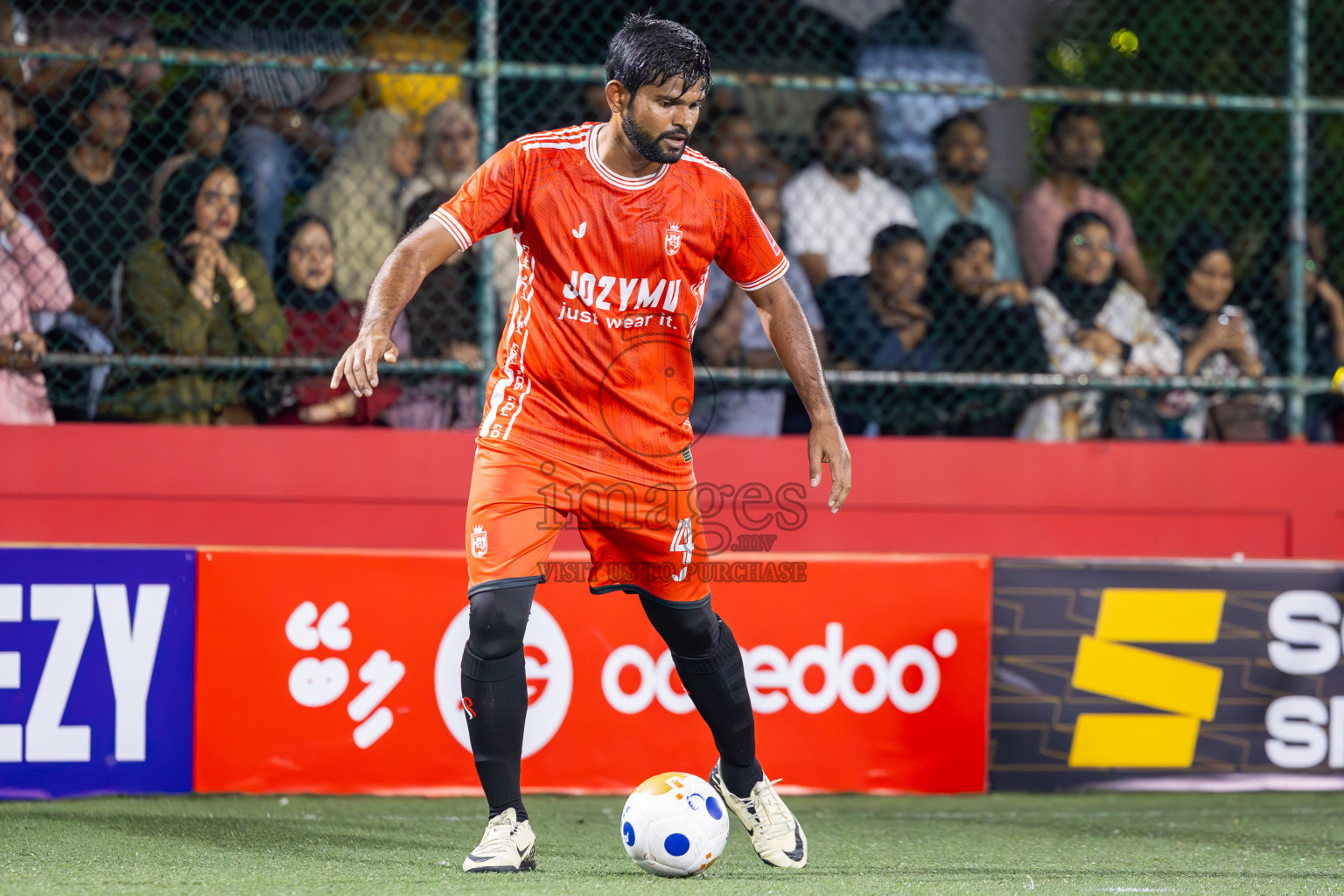 L Maavah VS L Gan in Day 8 of Golden Futsal Challenge 2025 was held on Sunday, 12th January 2025, in Hulhumale', Maldives
Photos: Ismail Thoriq / images.mv