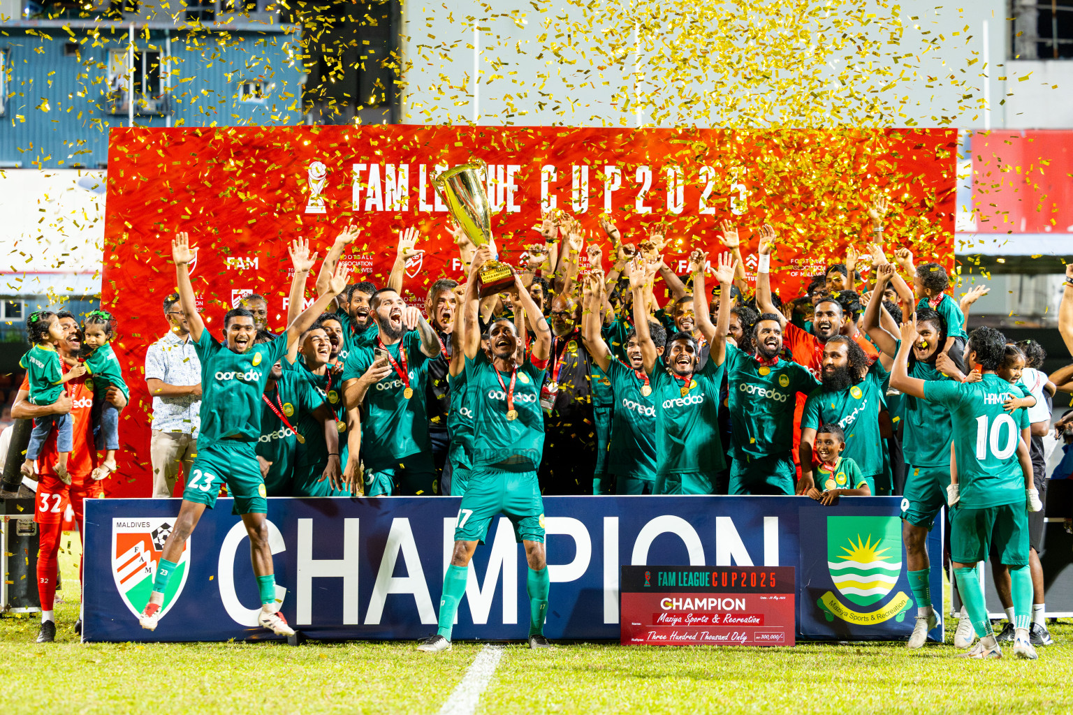 Odi Sports Club vs Maziya SR in the Final of FAM League Cup 2025 held at National Football Stadium, Male', Maldives on Wednesday, 28th May 2025.
Photos By: Ismail Thoriq / images.mv
