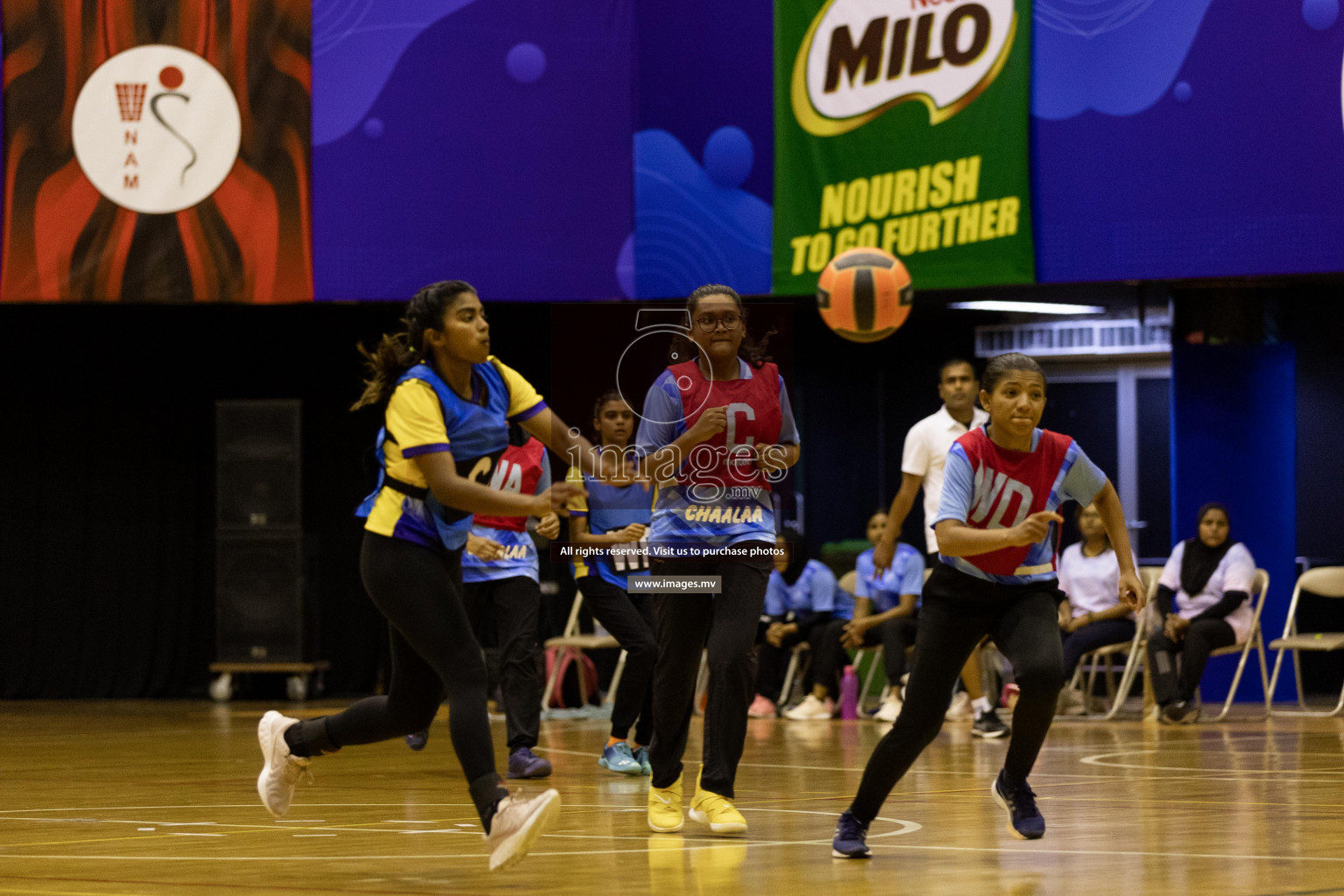 Kulhudhuffushi Y & R.C vs Mahibadhoo SC in the Milo National Netball Tournament 2022 on 18 July 2022, held in Social Center, Male', Maldives. Photographer: Shuu / Images.mv