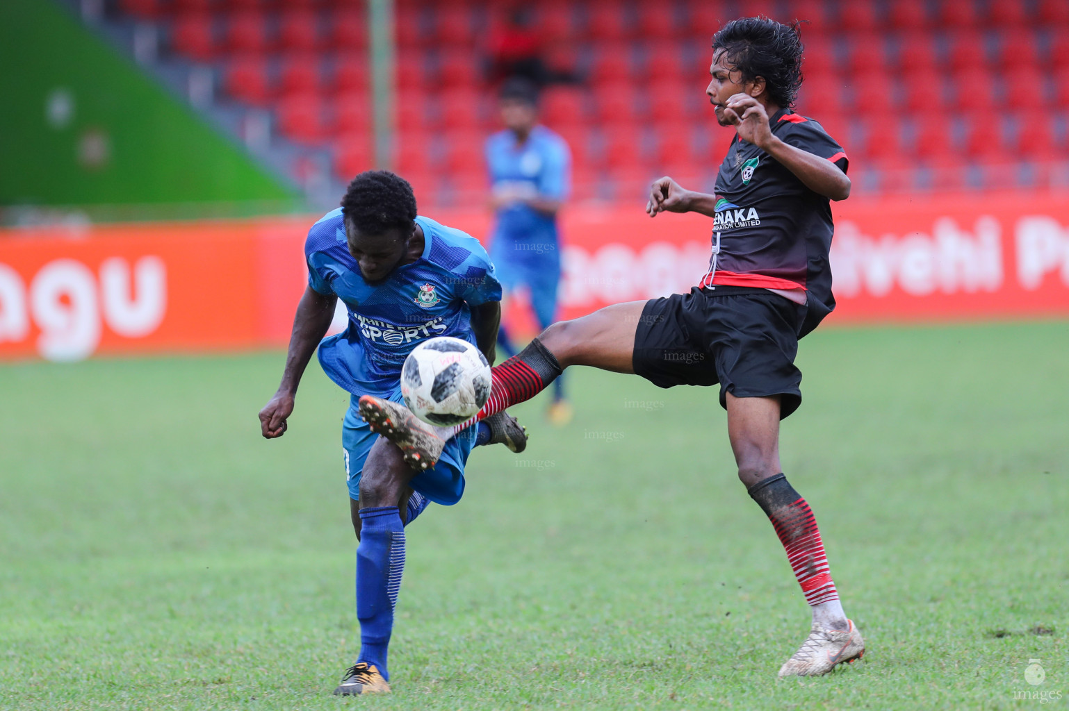Foakaidhoo vs Nilandhoo in Dhiraagu Dhivehi Premier League 2018 in Male, Maldives, Tuesday, October 2, 2018. (Images.mv Photo/Suadh Abdul Sattar)