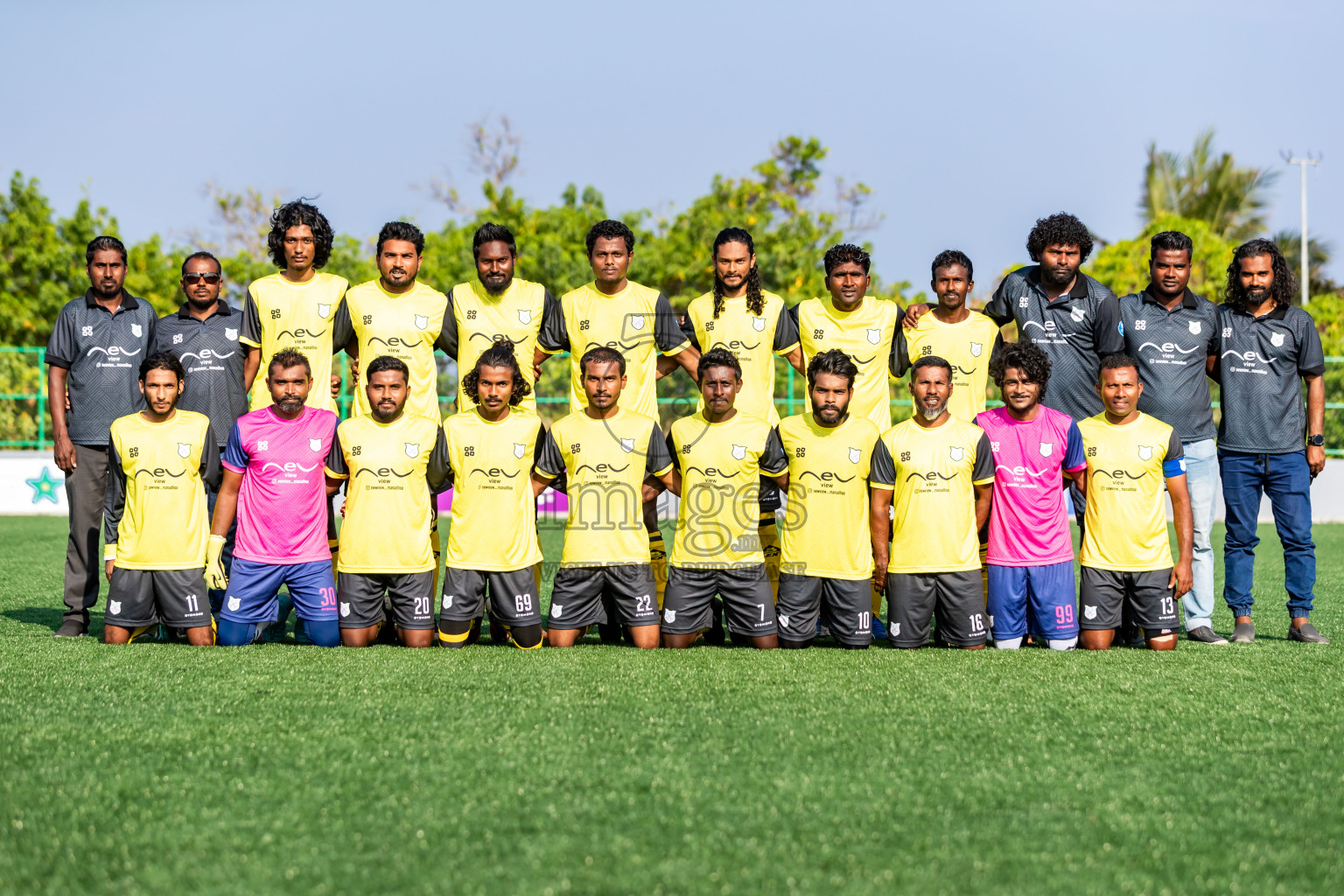 Kanmathi Juniors vs JT Sports from Manadhoo Council Cup 2024 in N Manadhoo Maldives on Wednesday, 21st February 2023. Photos: Nausham Waheed / images.mv