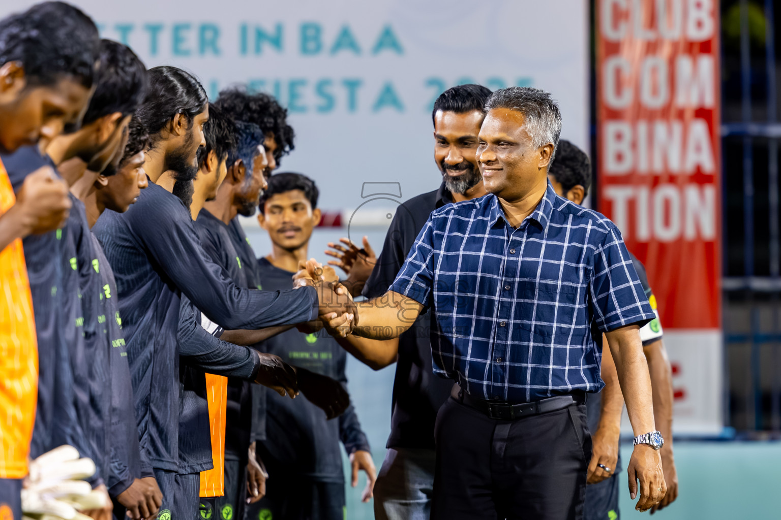 Dhonfan vs Fehendhoo in Day 1 of Better in Baa Futsal Fiesta 2025 Man's division held in B. Eydhafushi, Maldives on Wednesday, 5th November 2025. Photos: Nausham Waheed / images.mv