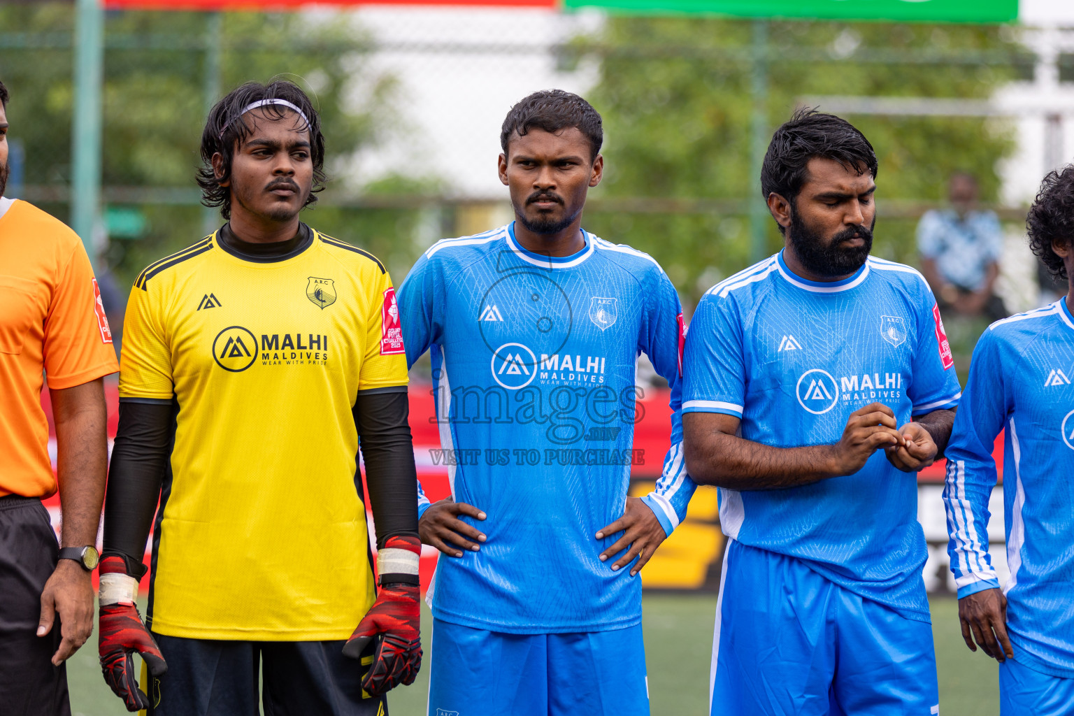 R Maduvvari VS R Alifushi in Day 6 of Golden Futsal Challenge 2025 on Friday, 6th January 2025, in Hulhumale', Maldives 
Photos: Hassan Simah / images.mv