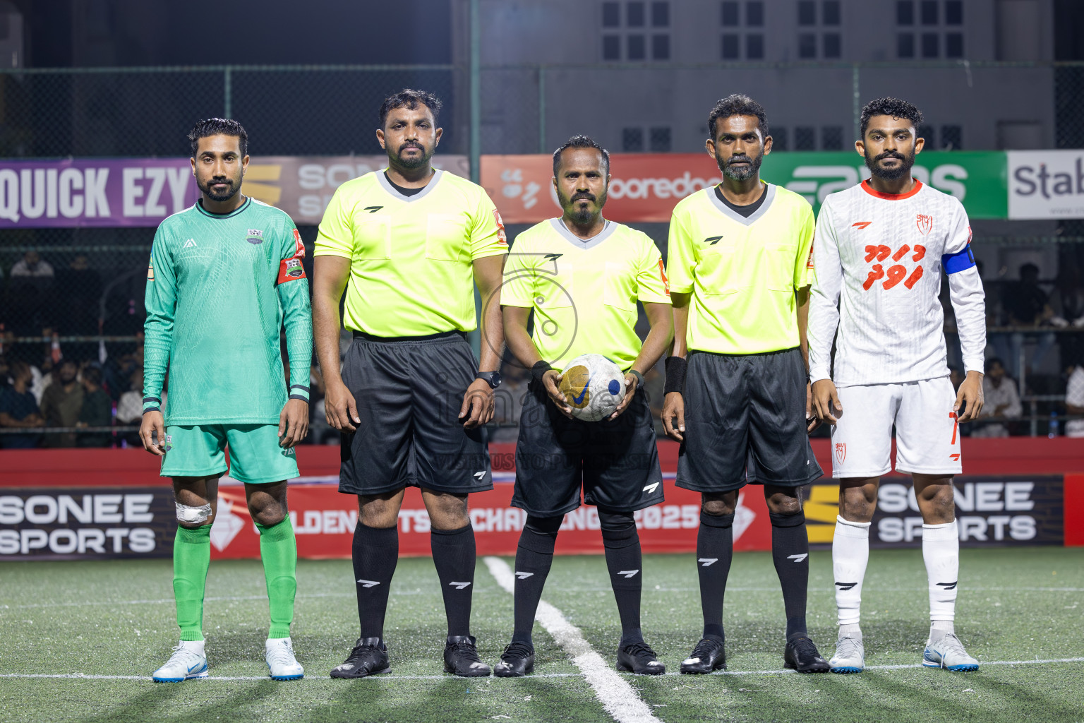 GA Dhaandhoo vs GA Kanduhulhudhoo in Day 8 of Golden Futsal Challenge 2025 was held on Sunday, 12th January 2025, in Hulhumale', Maldives
Photos: Ismail Thoriq / images.mv