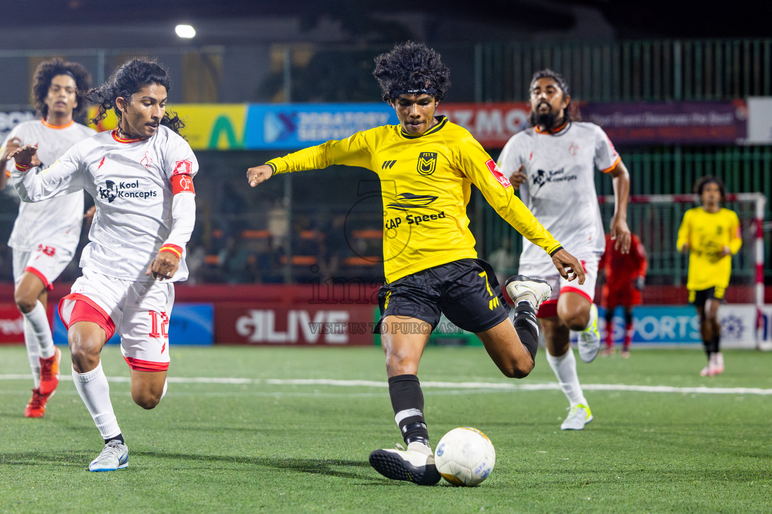 F Magoodhoo vs F Dharanboodhoo in Day 21 of Golden Futsal Challenge 2025 was held on Saturday , 25th January 2025, in Hulhumale', Maldives. Photos: Nausham Waheed / images.mv