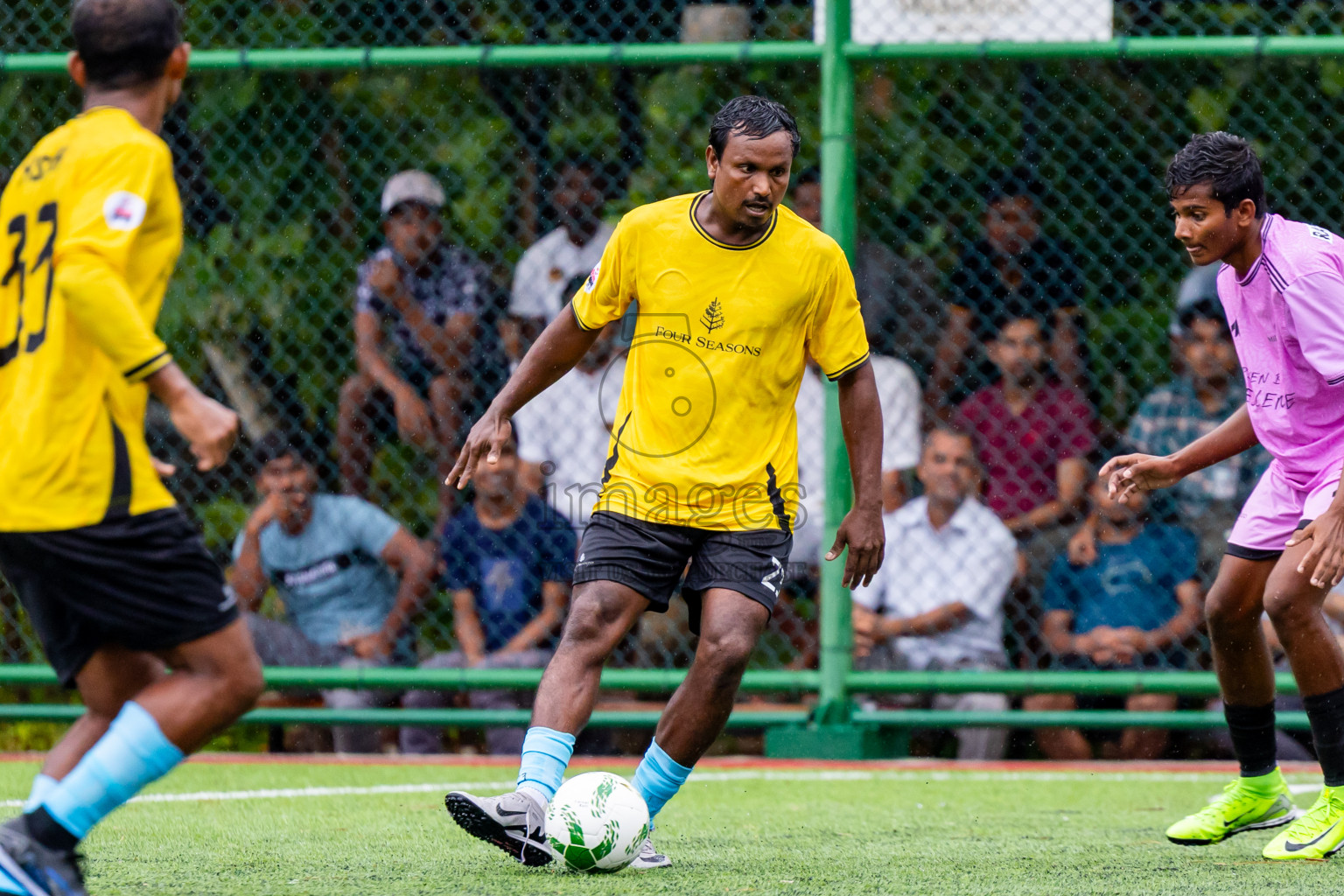 Milaidhoo vs Four Seasons in Day 2 of Resort League 2025 (Baa Zone) was held on Thursday, 10th July 2025 in Avani+ Fares Maldives Resort, Baa Atoll, Maldives. Photos: Nausham Waheed / images.mv