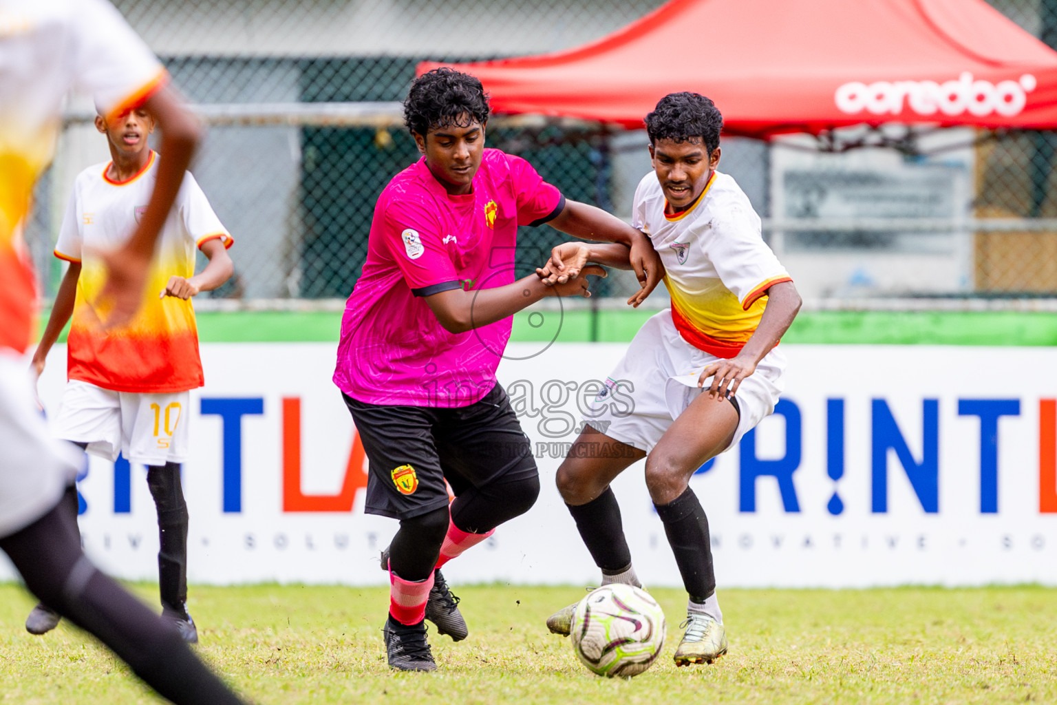 Club Eagles vs United Victory (U14) in Day 11 of Dhivehi Youth League 2024 held at Henveiru Stadium on Tuesday, 17th December 2024. Photos: Nausham Waheed / Images.mv