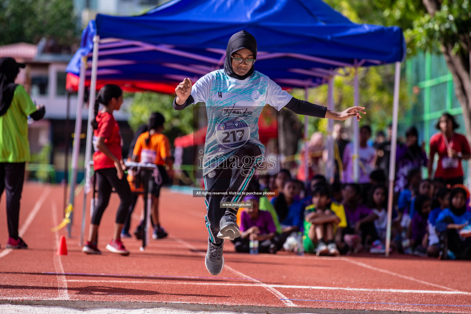 Day 4 of Inter-School Athletics Championship held in Male', Maldives on 26th May 2022. Photos by: Nausham Waheed / images.mv