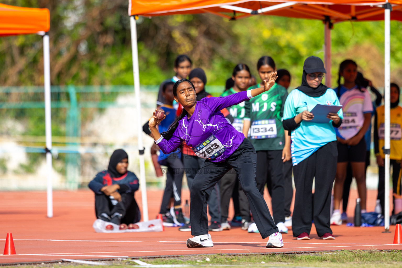 Day 1 of MWSC Interschool Athletics Championships 2024 held in Hulhumale Running Track, Hulhumale, Maldives on Saturday, 9th November 2024. Photos by: Ismail Thoriq / Images.mv