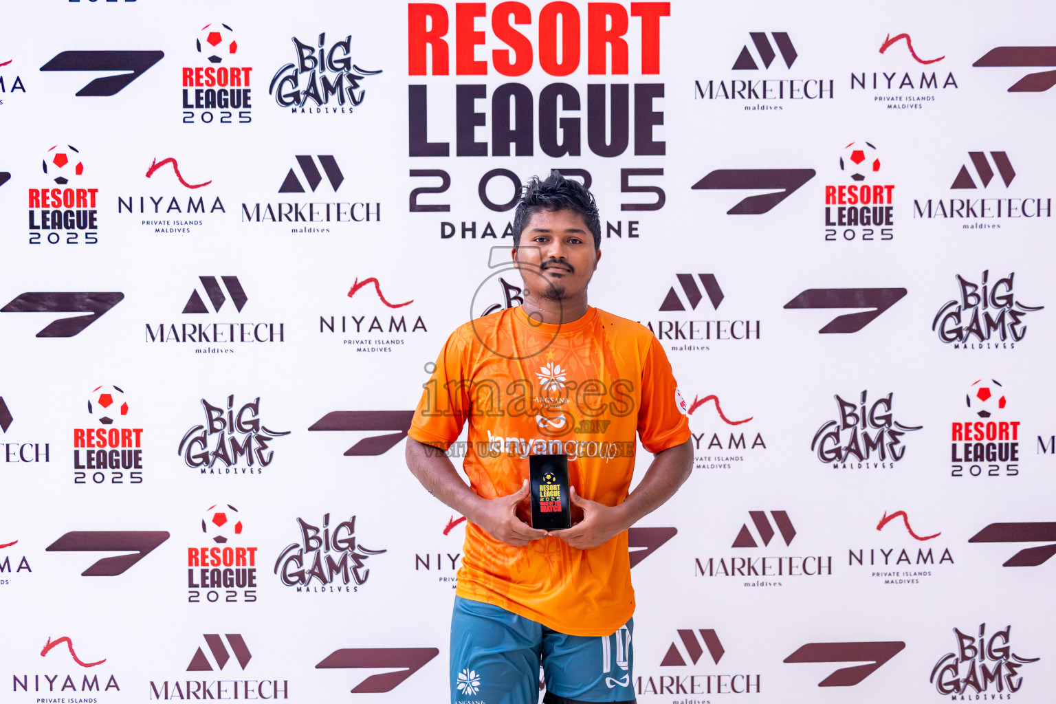 Velavaru vs Kandima in Day 6 of Resort League 2025 (Dhaalu Zone) was held on Tuesday, 20th May 2025 in Niyama Private island, Dhaalu Atoll, Maldives. Photos: Nausham Waheed / images.mv