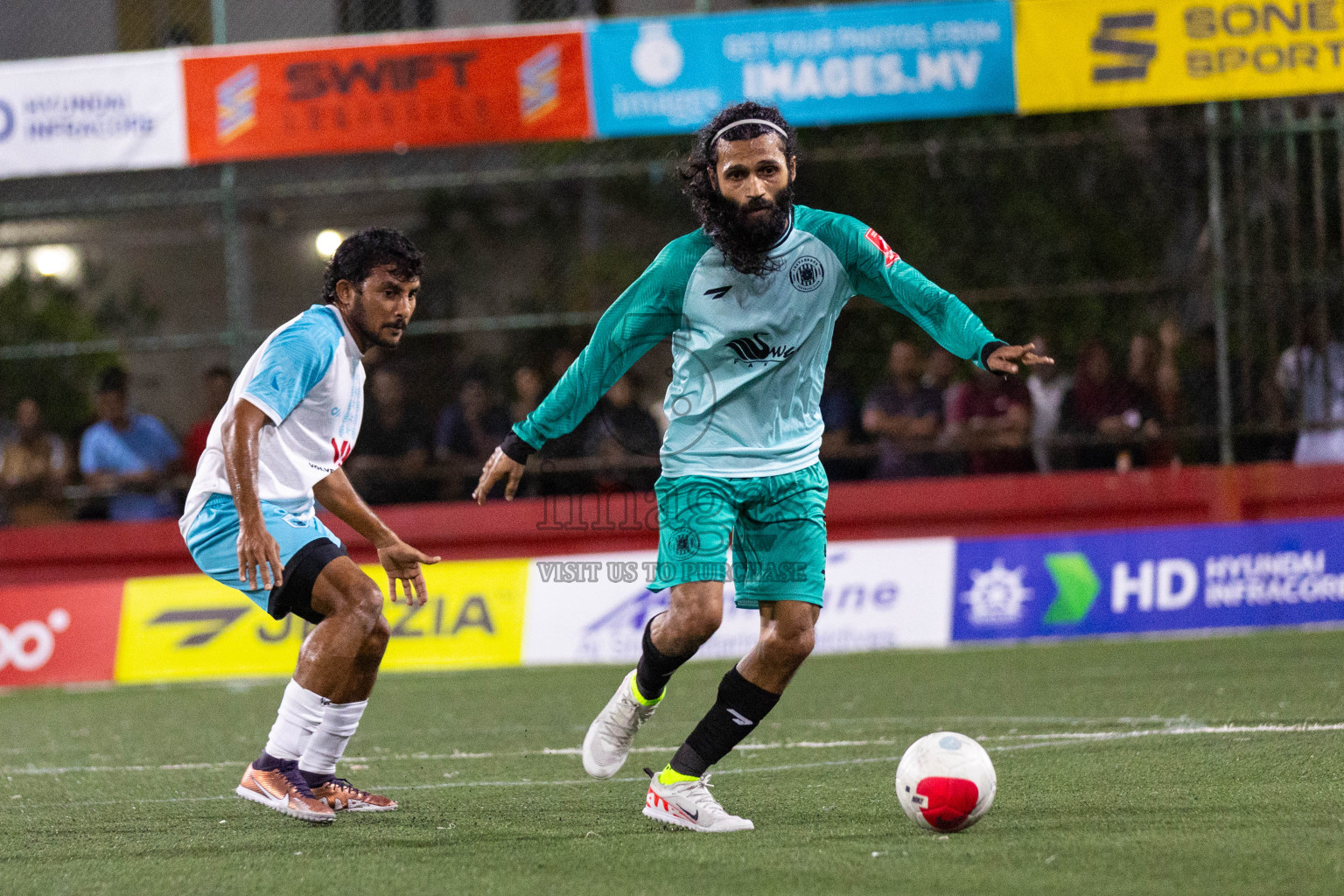 HA Thakandhoo vs HA Dhidhdhoo in Day 5 of Golden Futsal Challenge 2024 was held on Friday, 19th January 2024, in Hulhumale', Maldives
Photos: Ismail Thoriq / images.mv