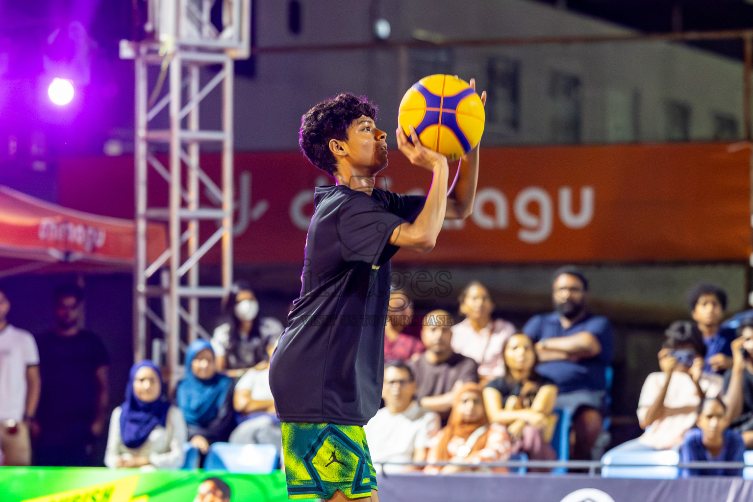 Day 7 of MILO Ramadan 3x3 Challenge 2024 was held in Ekuveni Outdoor Basketball Court at Male', Maldives on Monday, 18th March 2024.
Photos: Mohamed Mahfooz Moosa / images.mv