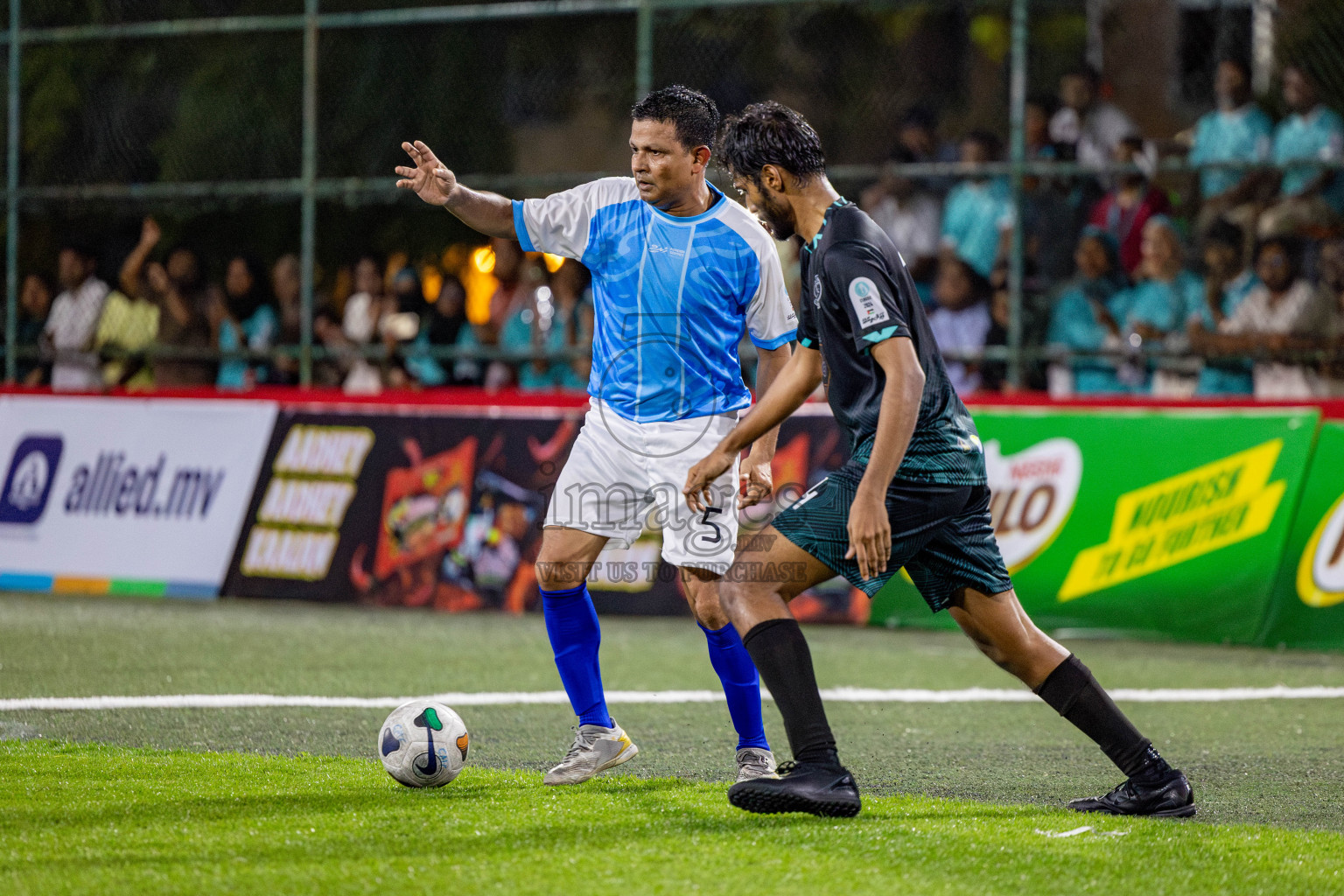 KHAARIJEE VS SDFC in Club Maldives Classic 2024 held in Rehendi Futsal Ground, Hulhumale', Maldives on Friday, 6th September 2024. 
Photos: Hassan Simah / images.mv