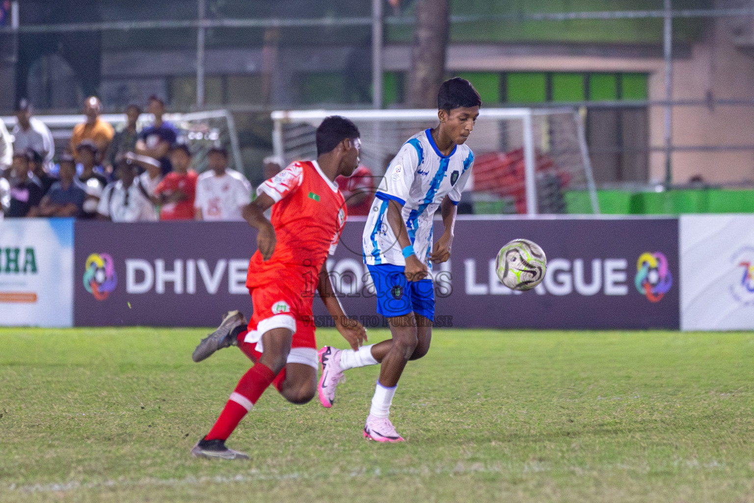 Super United Sports vs Huriyya (U16) in Day 8 of Dhivehi Youth League 2024 held at Henveiru Stadium on Monday, 2nd December 2024. Photos: Mohamed Mahfooz Moosa / Images.mv