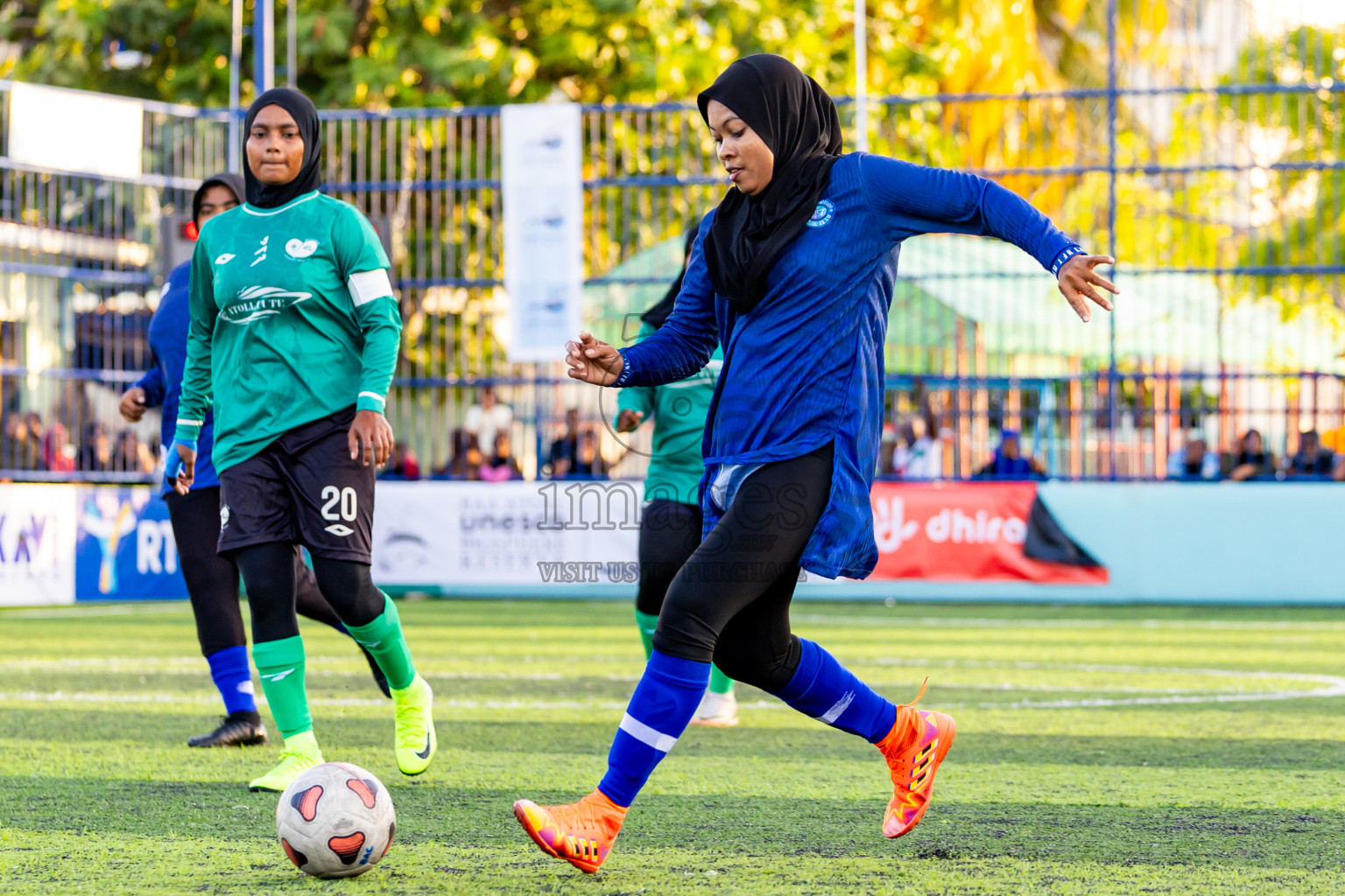Goidhoo vs Hithaadhoo in Day 4 of Better in Baa Futsal Fiesta 2025 Woman's division held in B. Eydhafushi, Maldives on Saturday, 8th November 2025. Photos: Nausham Waheed / images.mv