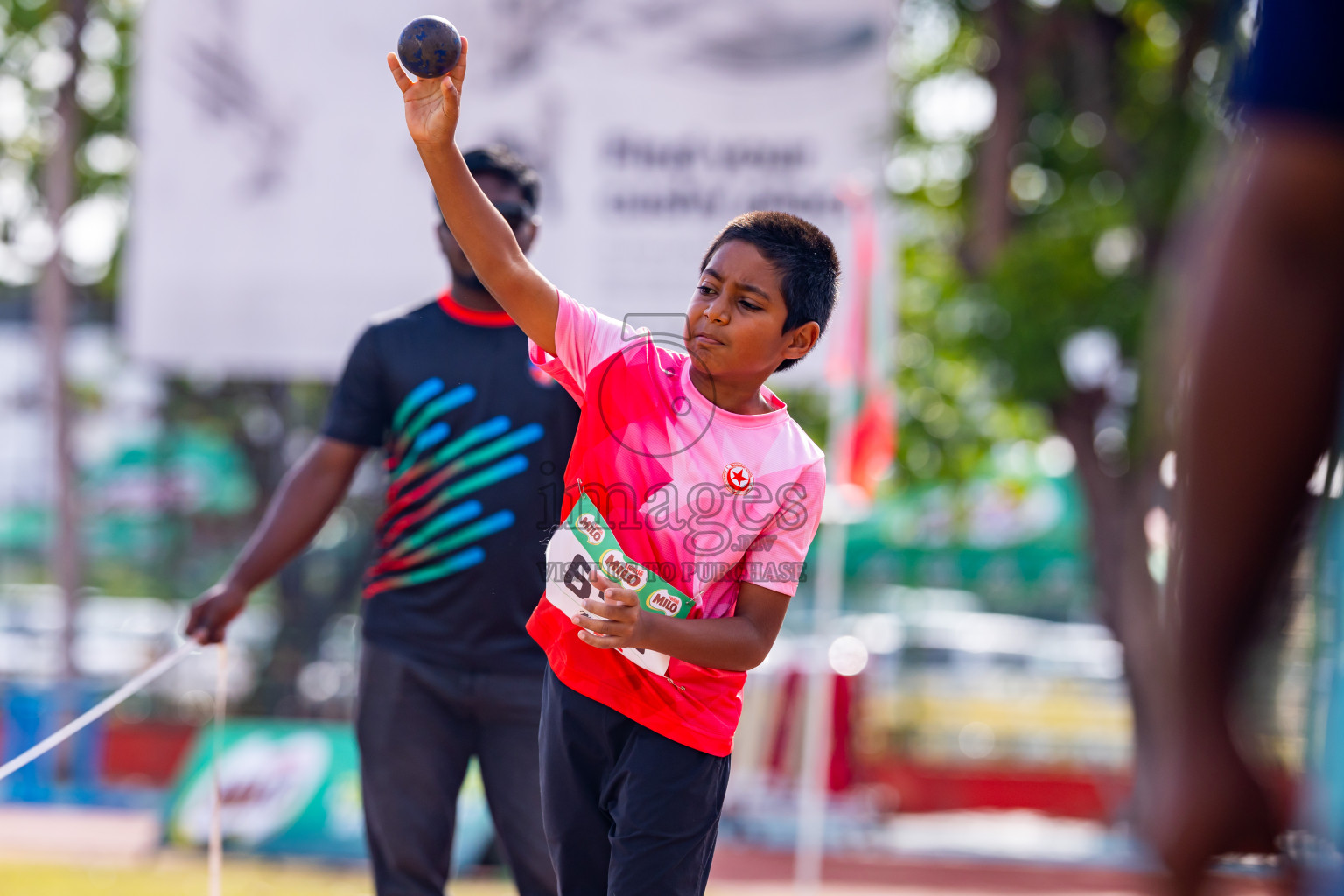 Day 4 of Inter-school Athletics Championship 2025 held in Ekuveni Synthetic Track, Male', Maldives on Thursday, 09th October 2025. Photos by: Nausham Waheed / Images.mv
