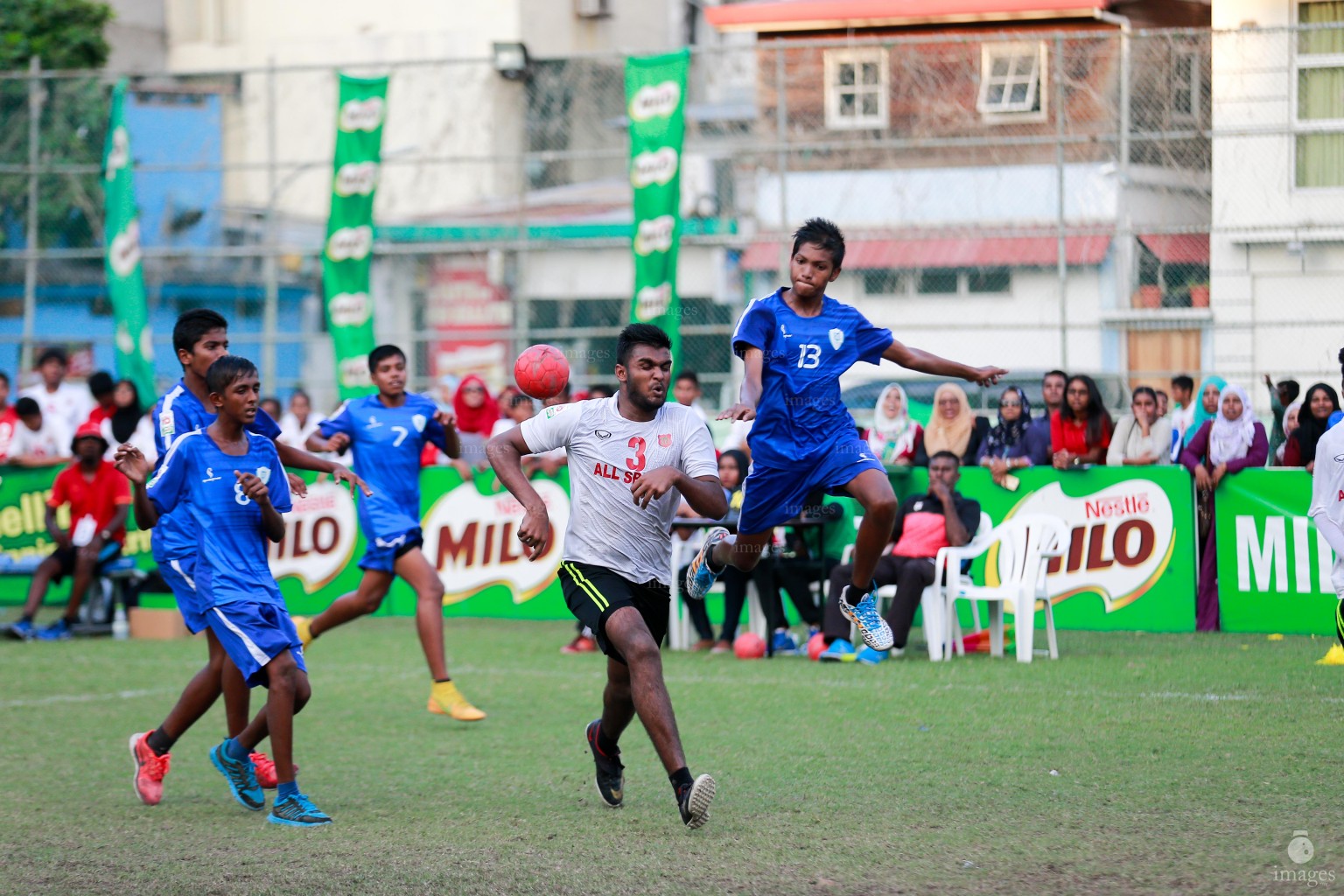 Finals of Under 16 Interschool handball tournament in Male', Maldives, Sunday, April. 24, 2016.(Images.mv Photo/ Hussain Sinan).