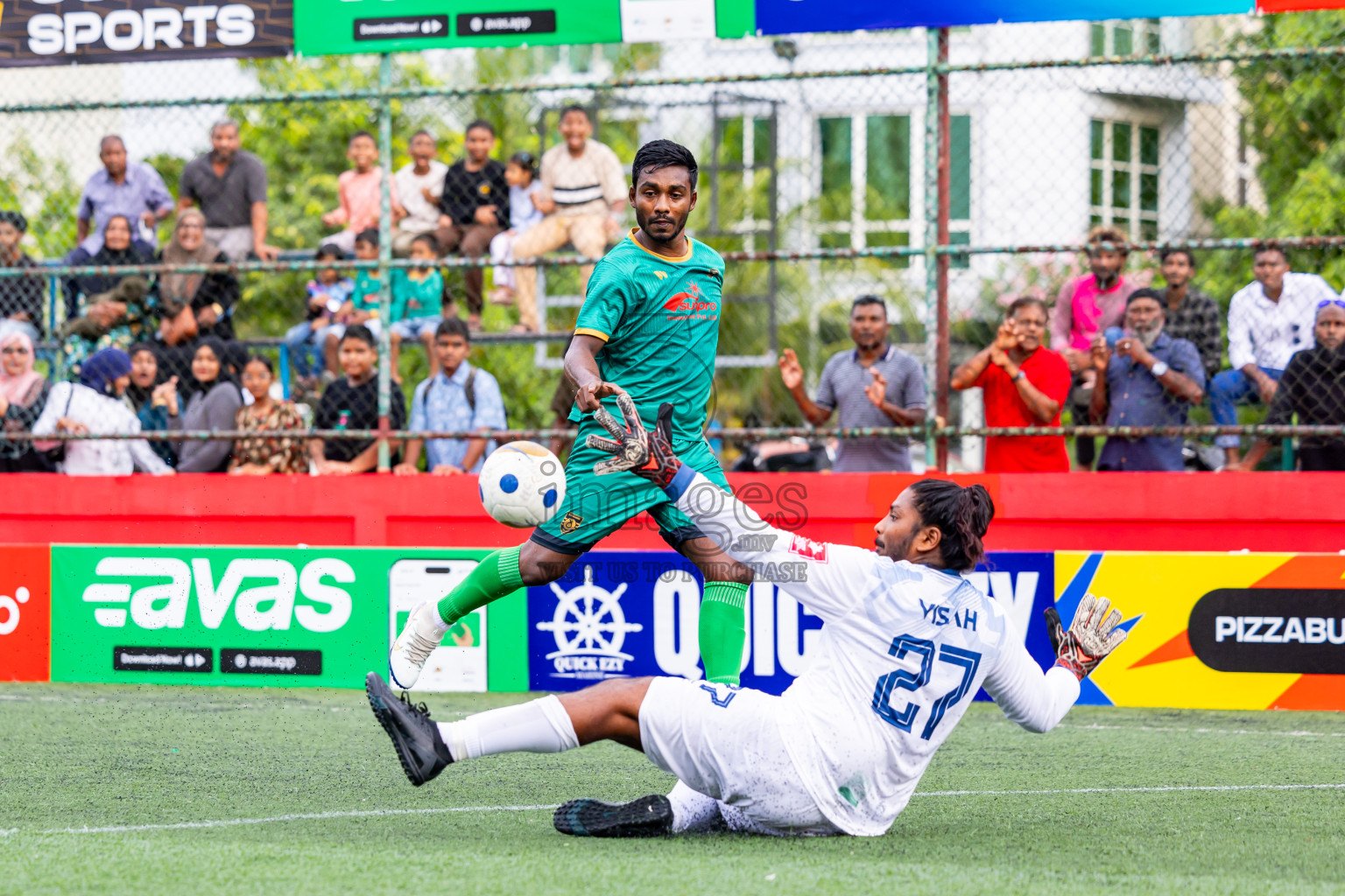 ADh Omadhoo VS ADh Mandhoo in Day 6 of Golden Futsal Challenge 2025 on Friday, 6th January 2025, in Hulhumale', Maldives Photos: Nausham Waheed / images.mv